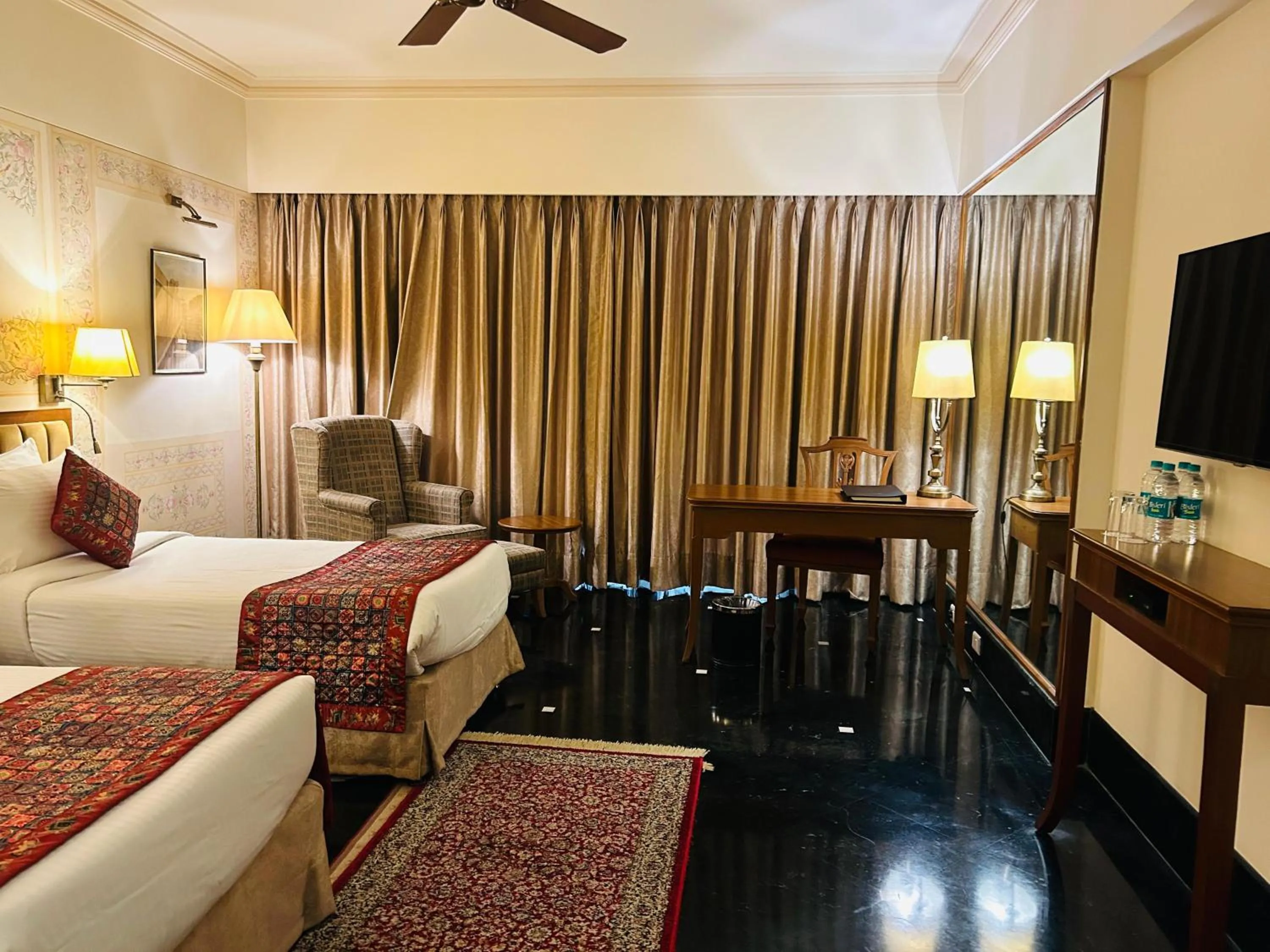 Bedroom, Bed in Indana Palace Jaipur