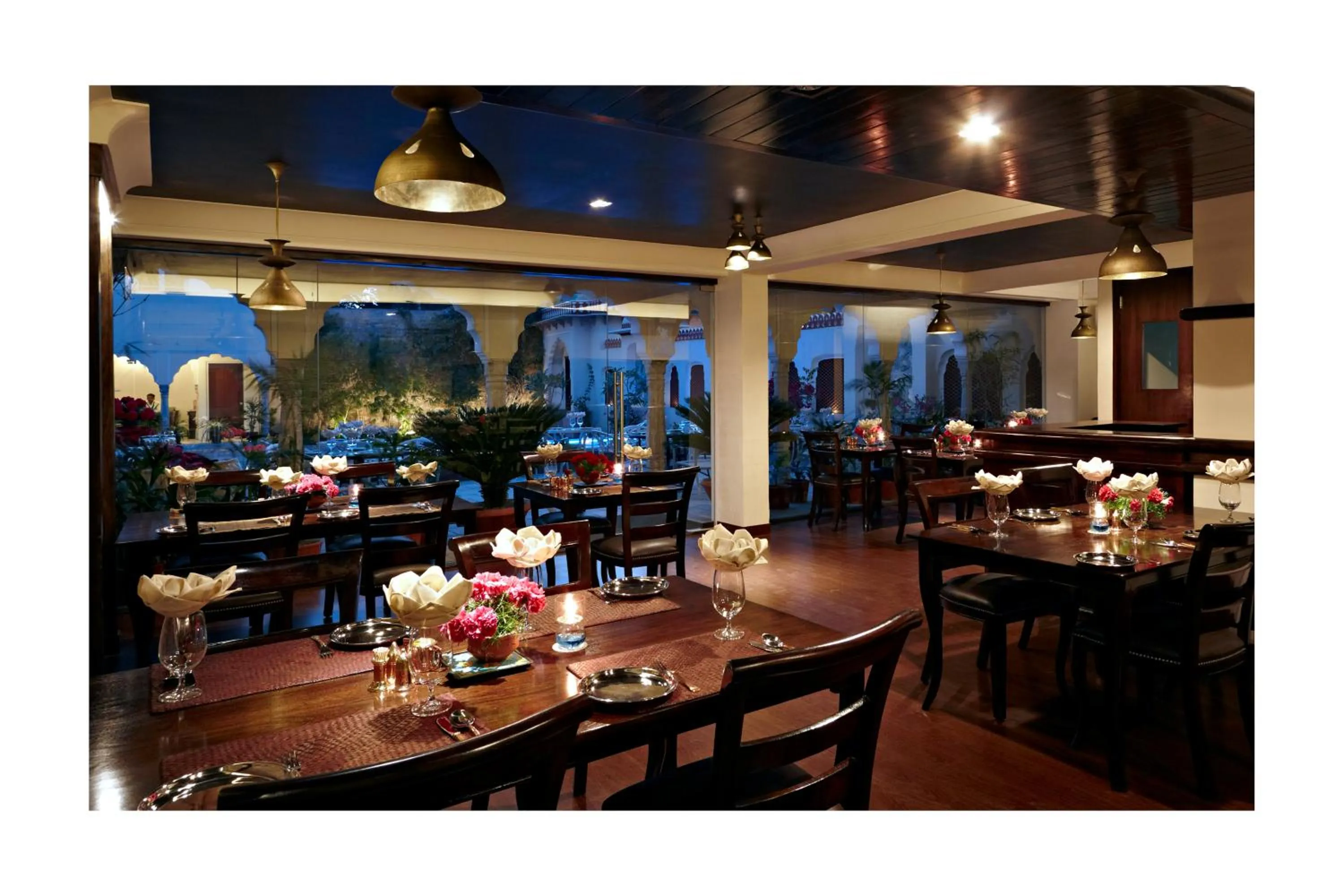 Restaurant/places to eat in Mandawa Haveli