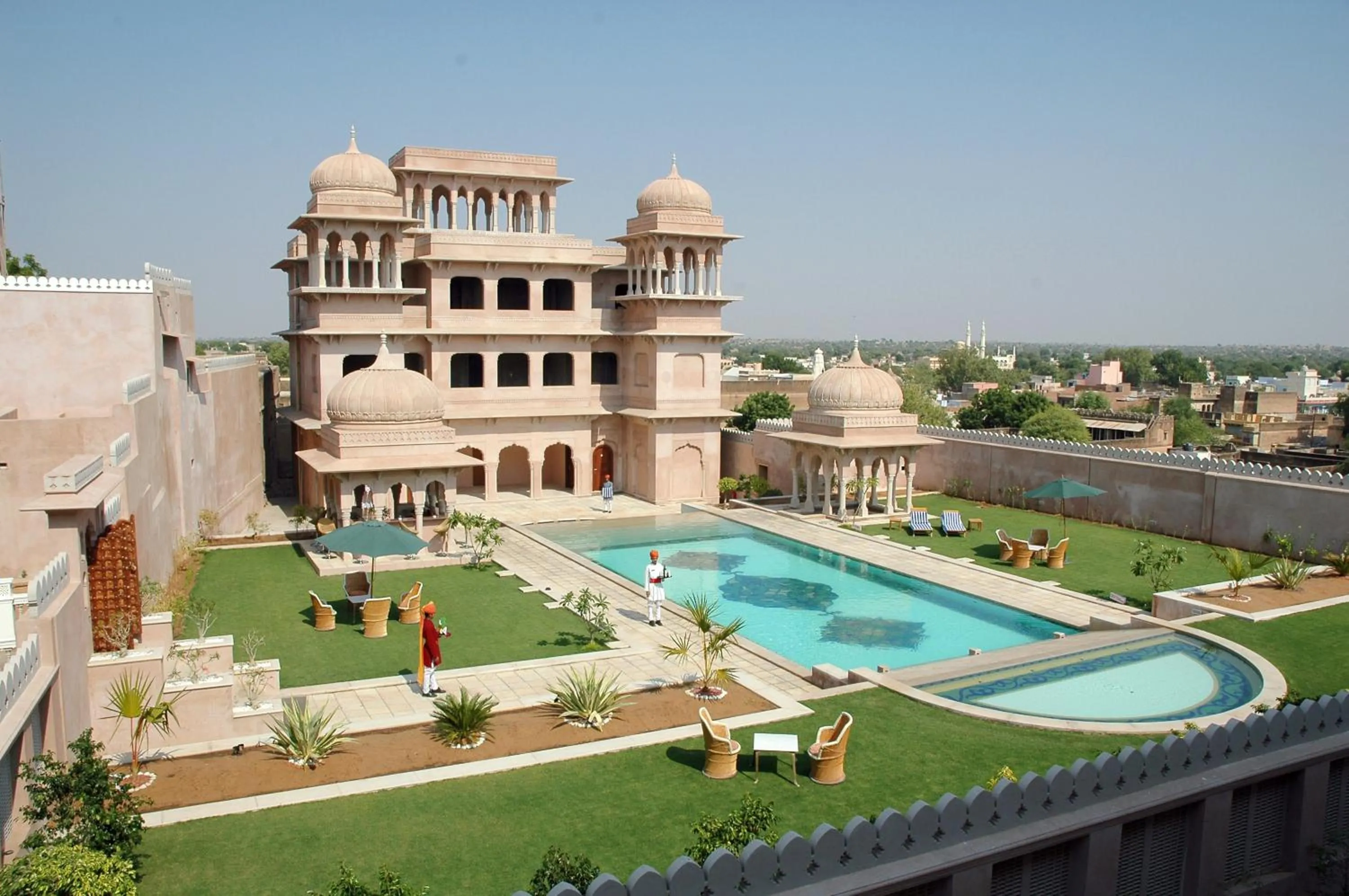 Pool view in Hotel Castle Mandawa