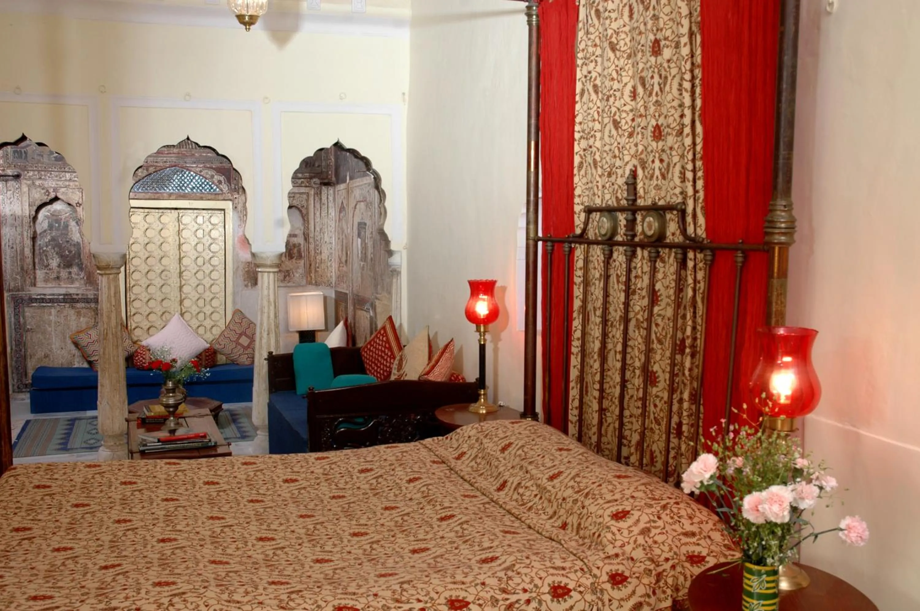 Bed in Hotel Castle Mandawa