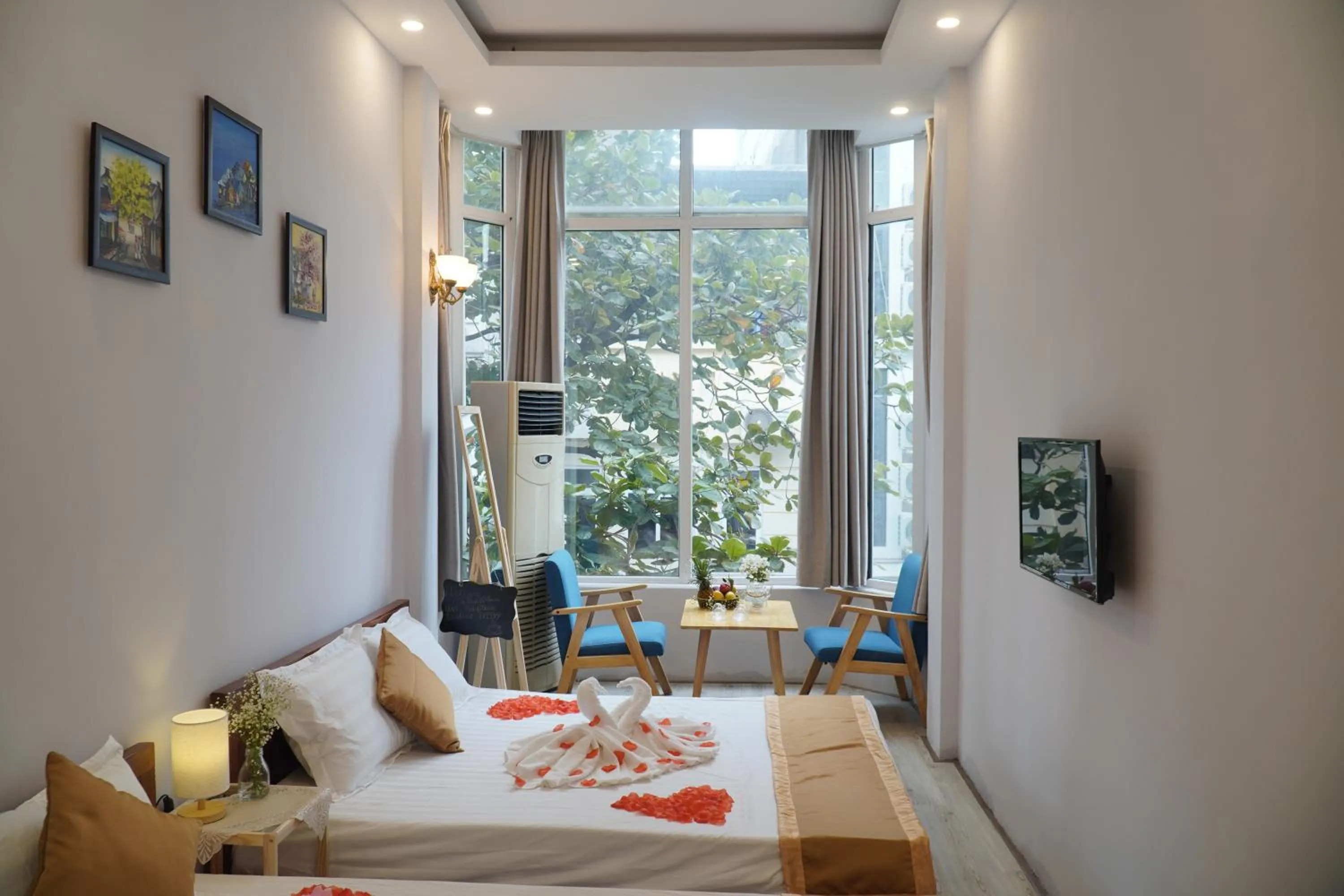 Other, Bed in Thức at 3am - Old Quarter Hanoi Lotus