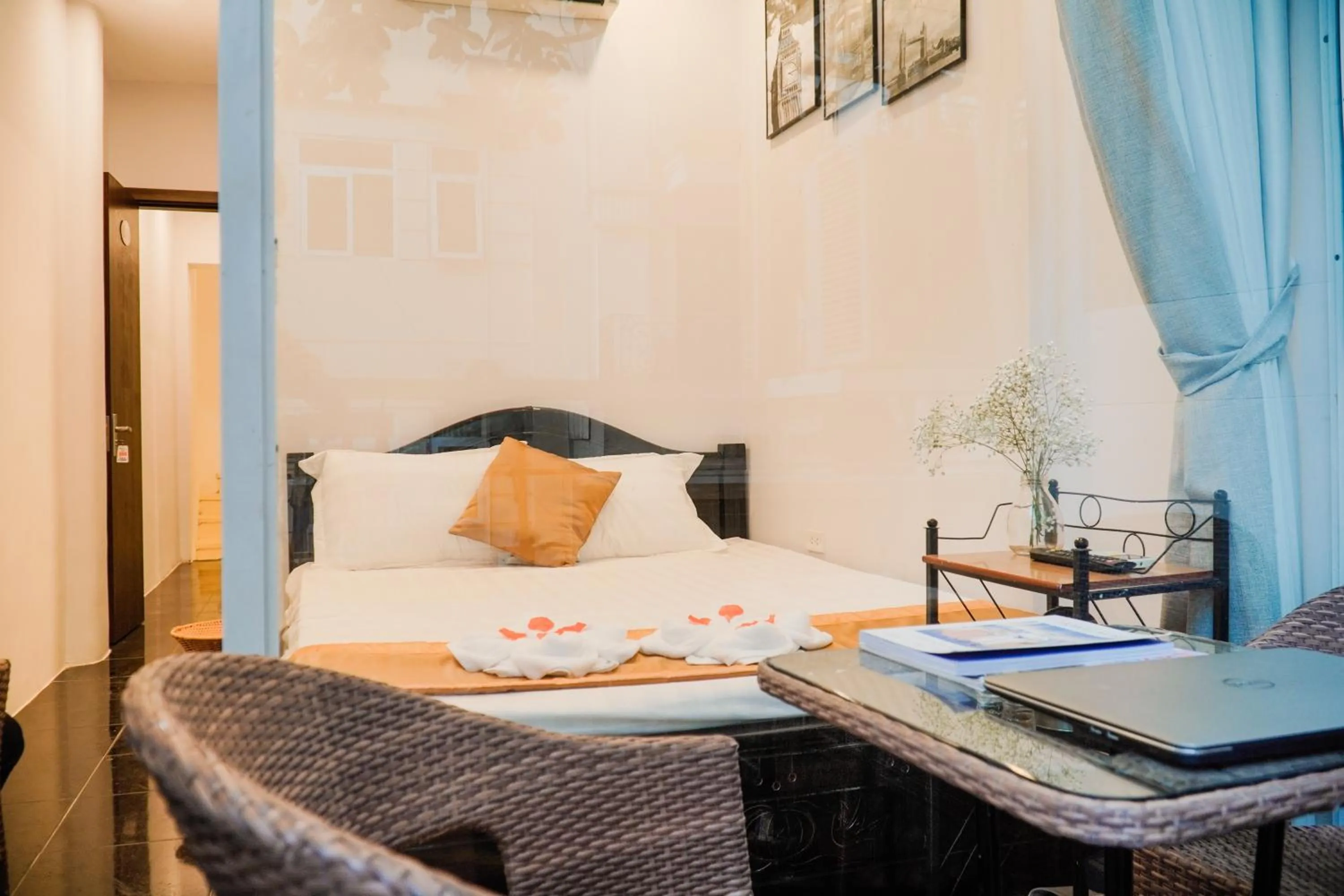 Bedroom, Bed in Thức at 3am - Old Quarter Hanoi Lotus