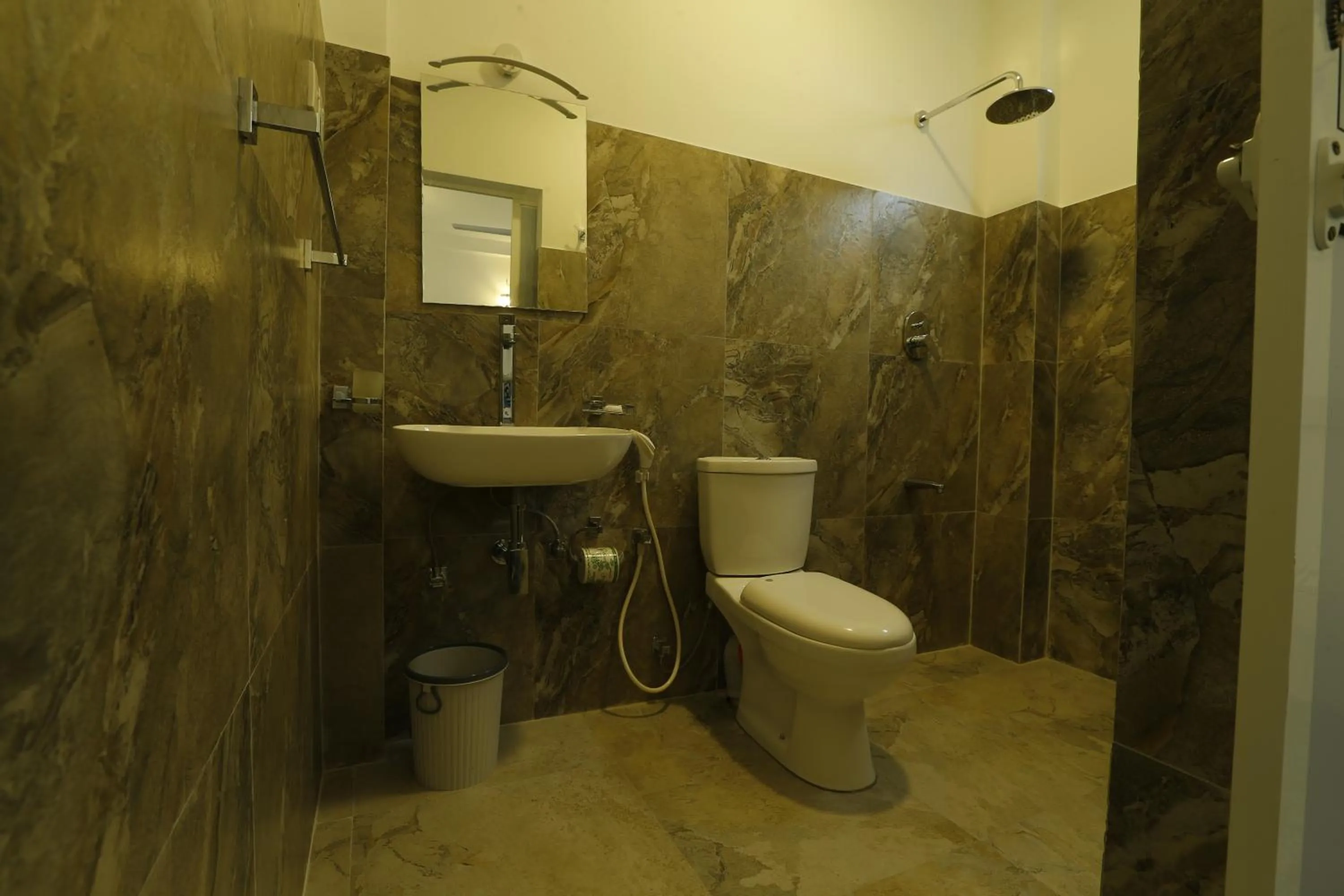 Bathroom in Fort Heaven - Galle Fort