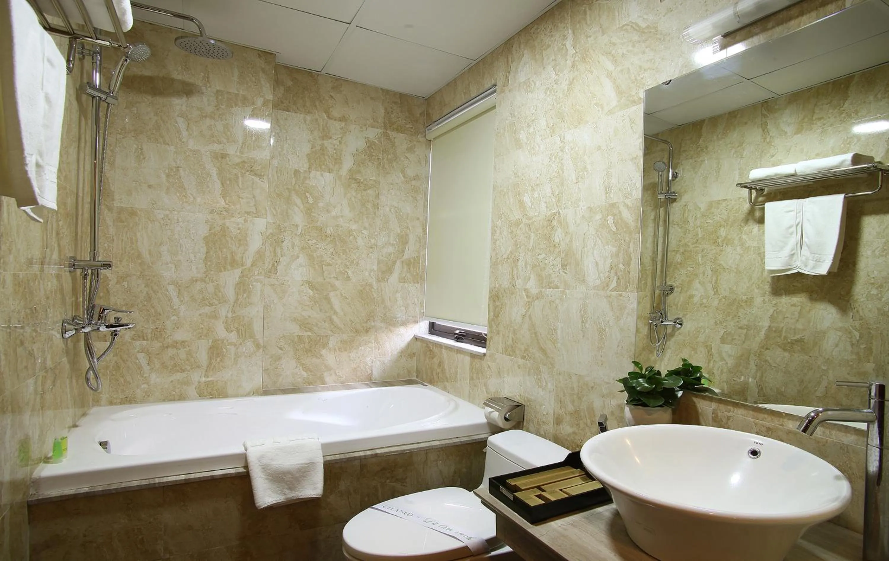 Bathroom in Blue Pearl West Hotel