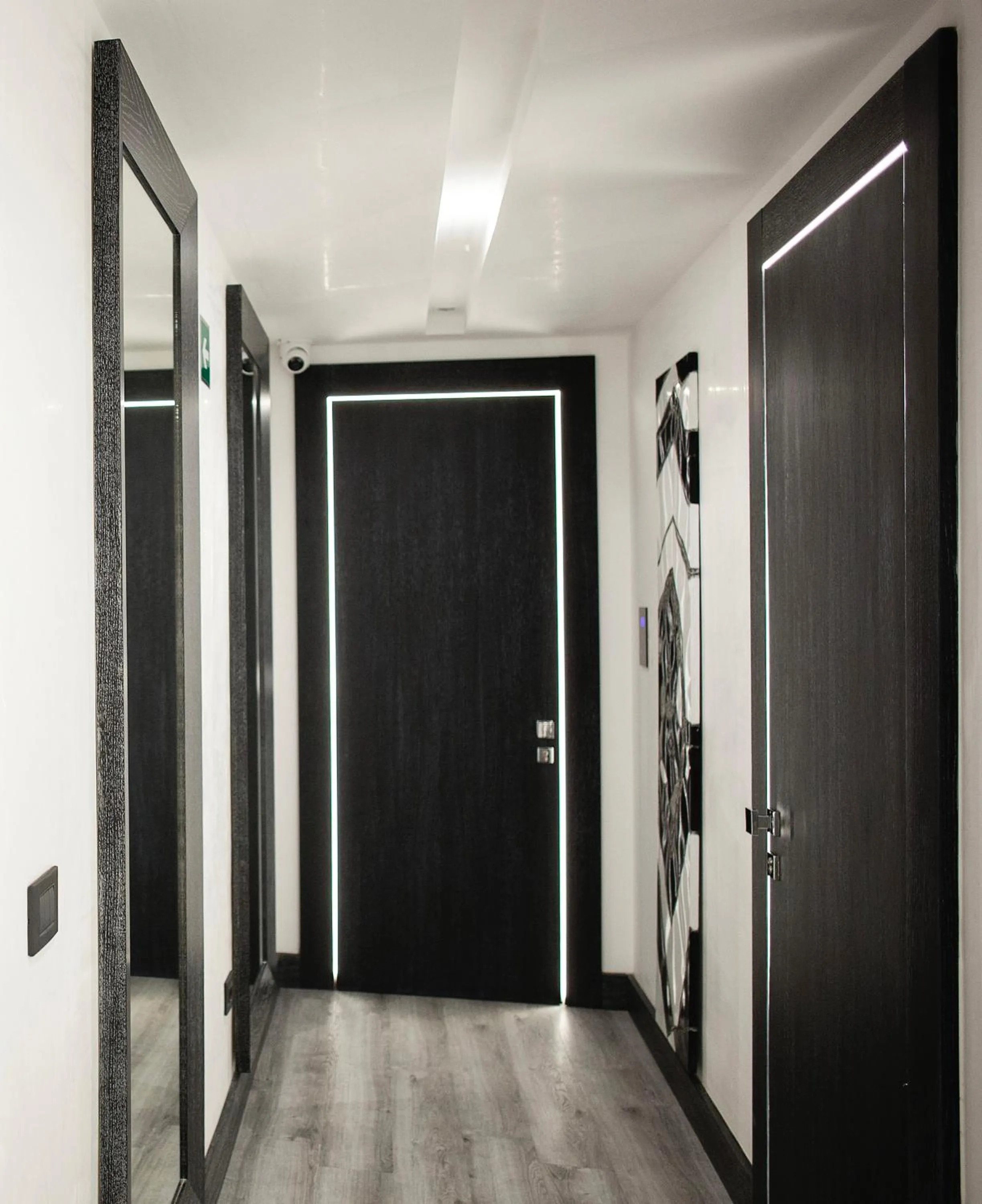 Lobby or reception in LHP Suite Napoli Parco Margherita