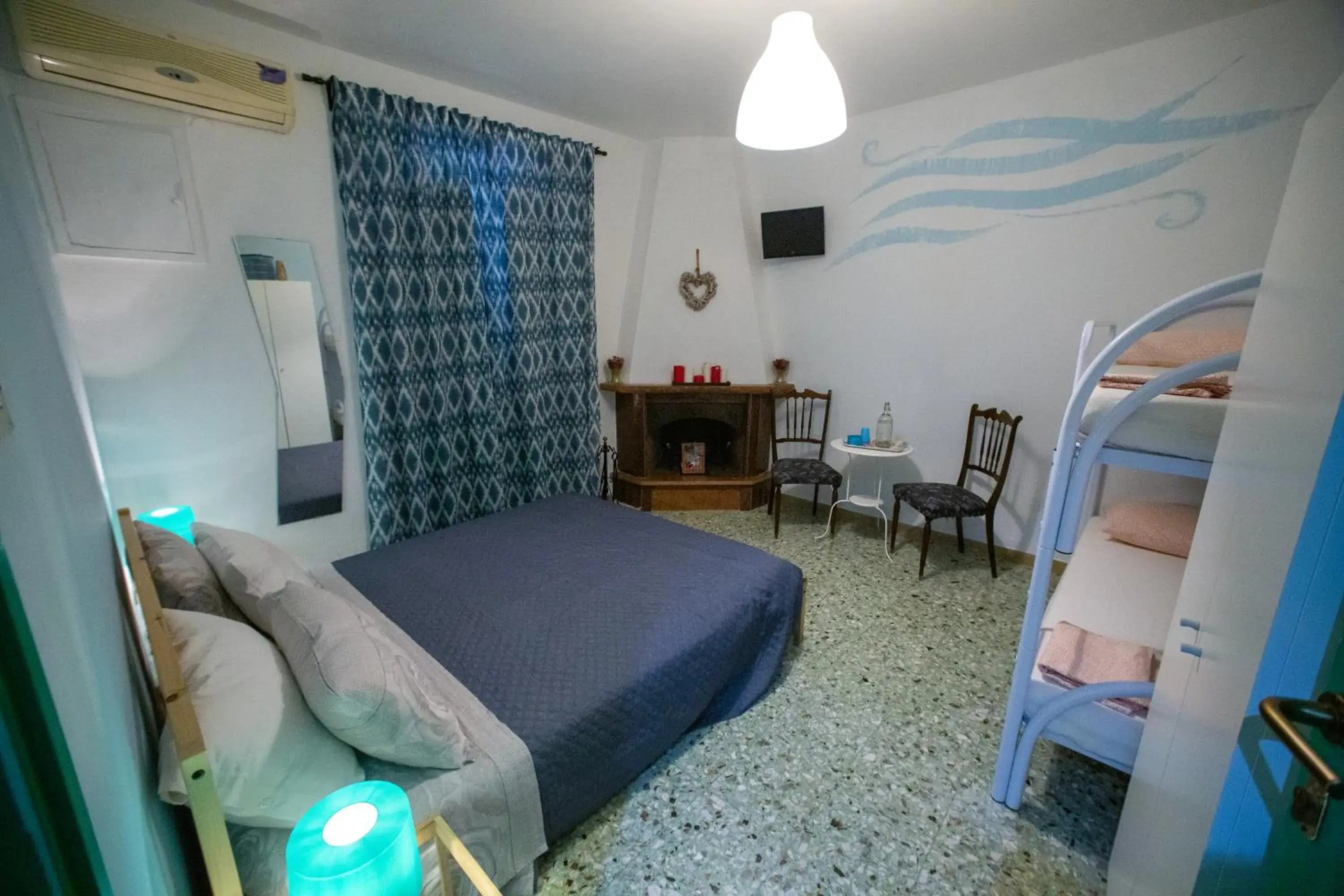 Double Room with Shared Toilet - single occupancy in Ai 4 Elementi Double Room with Shared Toilet - single occupancy in Ai 4 Elementi