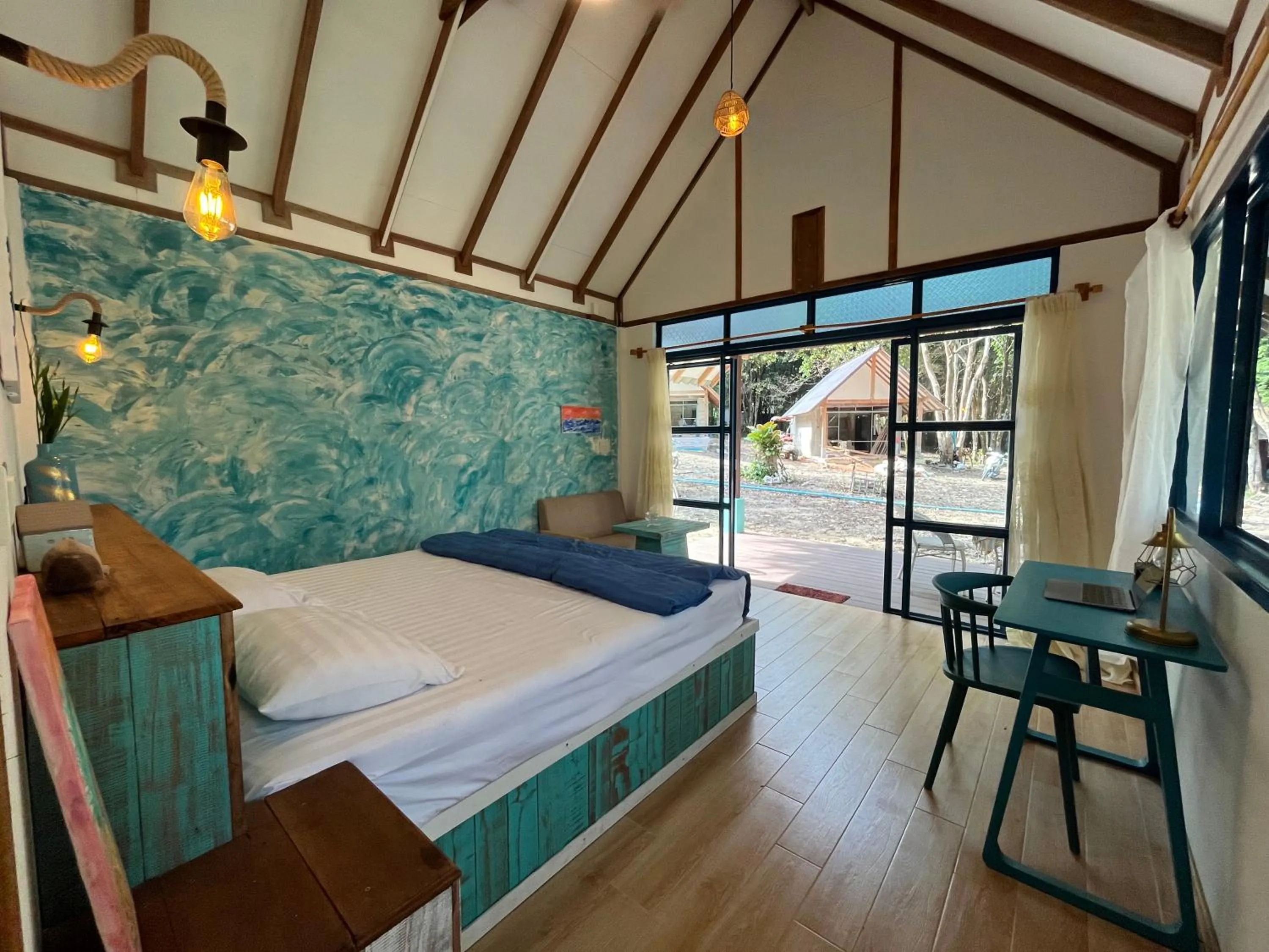 Bed in Heaven Beach Resort & Art