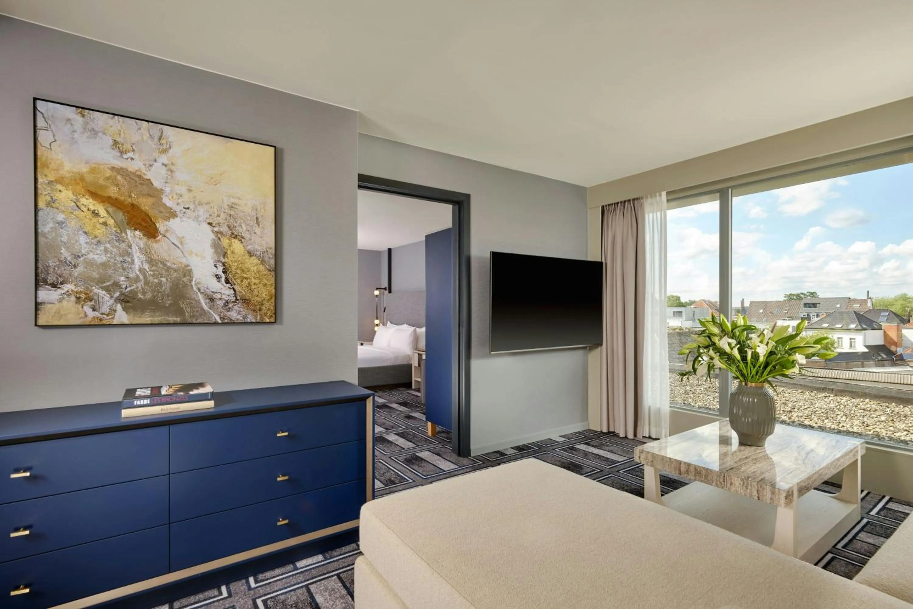 Photo of the whole room in Ghent Marriott Hotel