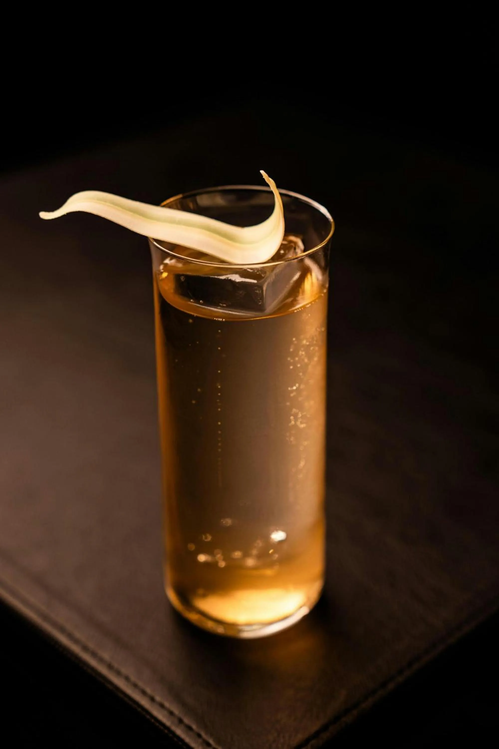 Restaurant/places to eat in Ghent Marriott Hotel