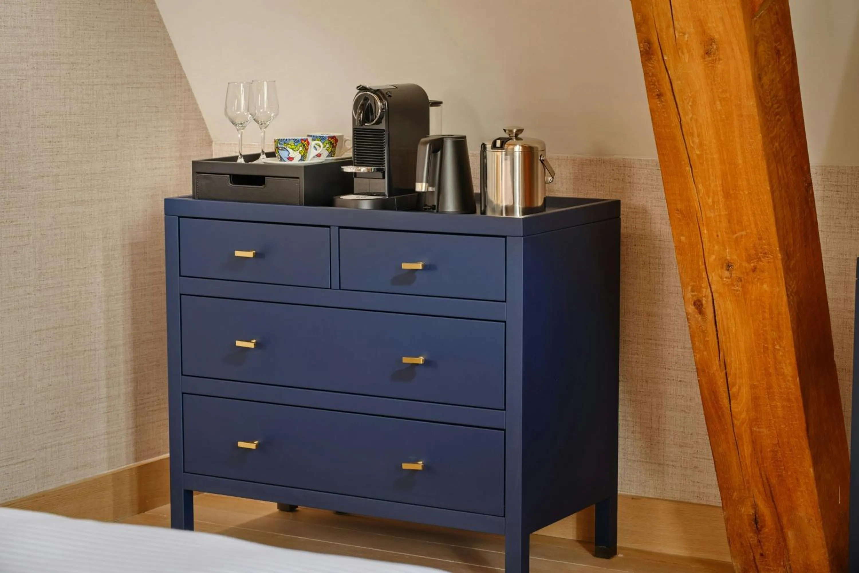 Photo of the whole room in Ghent Marriott Hotel