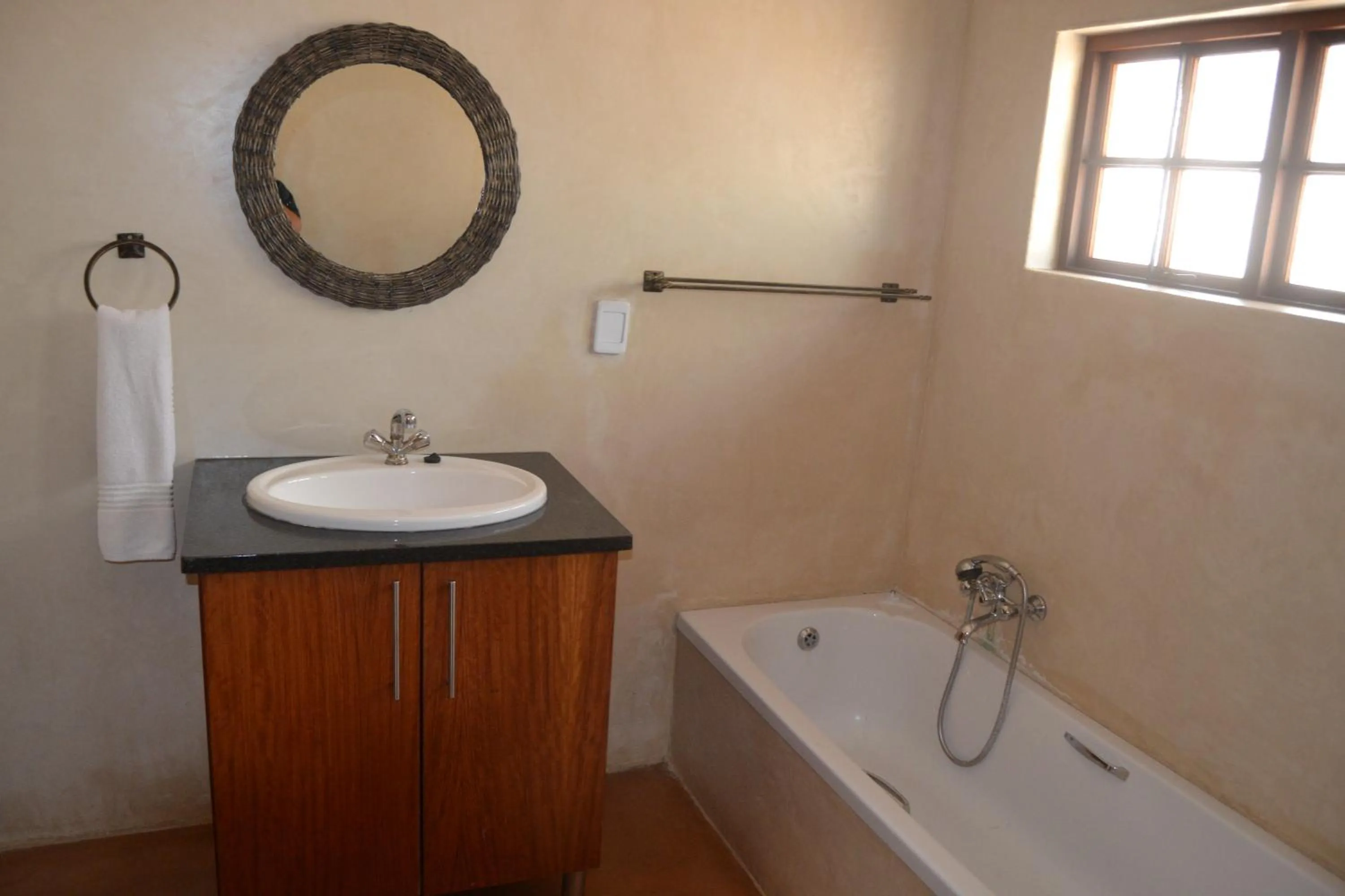 Bathroom in Thabaledi Game Lodge