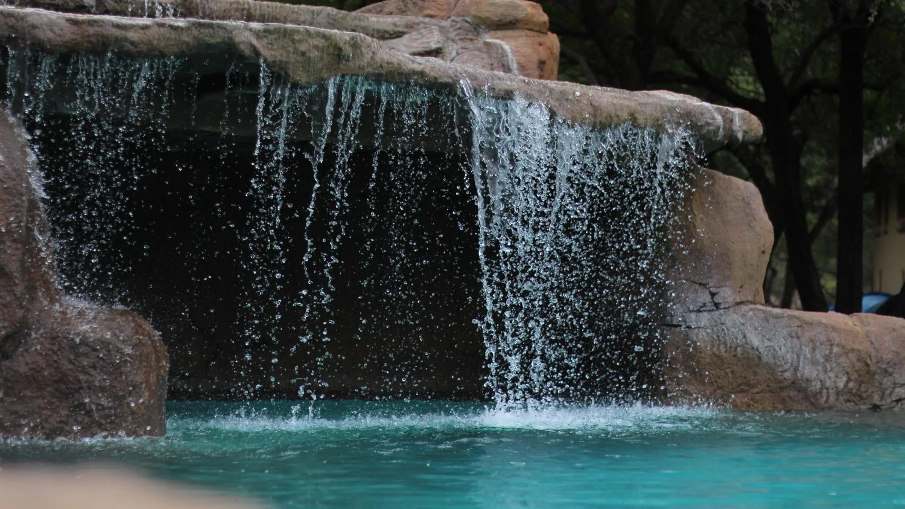 Swimming pool in Thabaledi Game Lodge