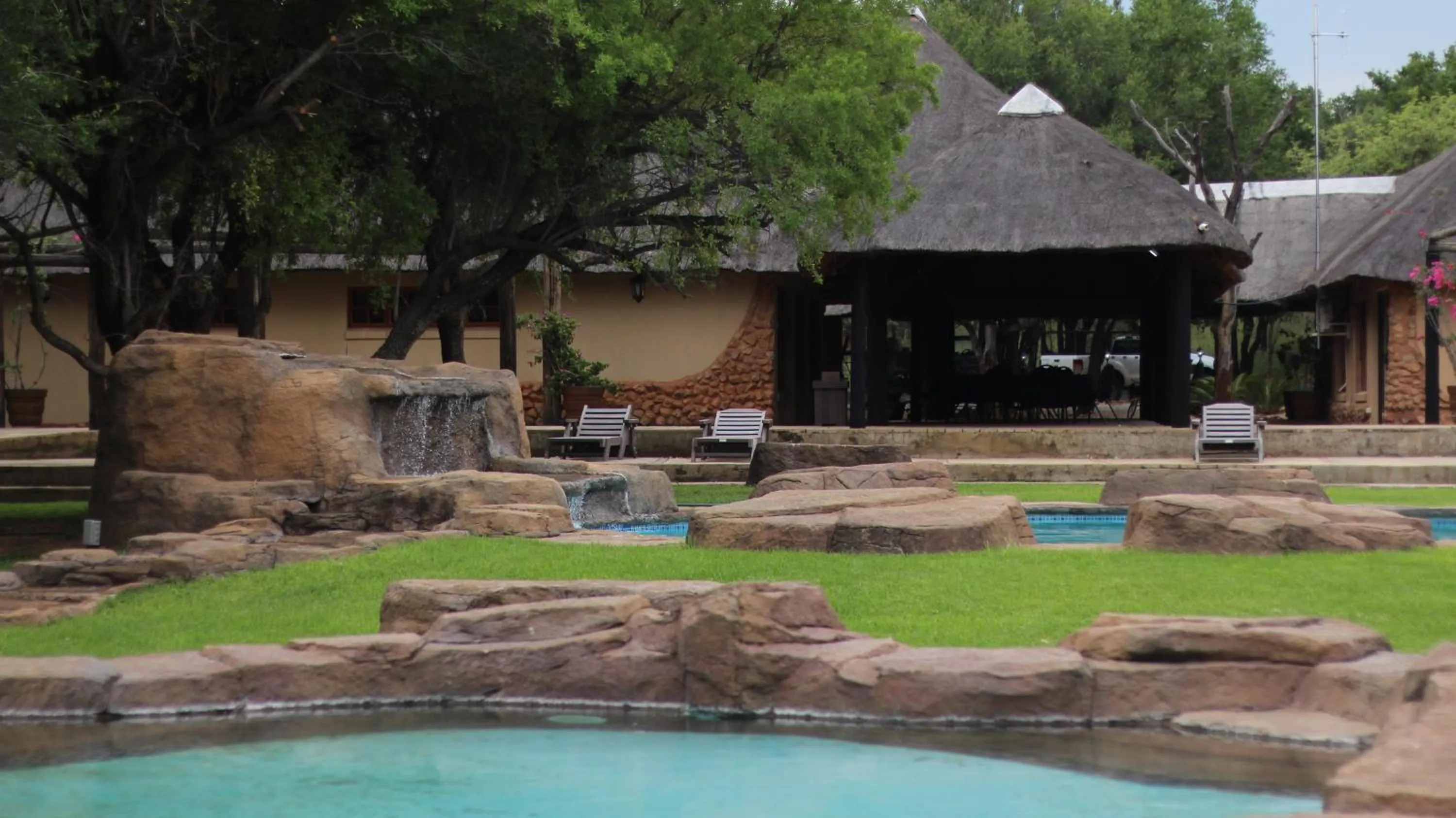 Swimming pool in Thabaledi Game Lodge