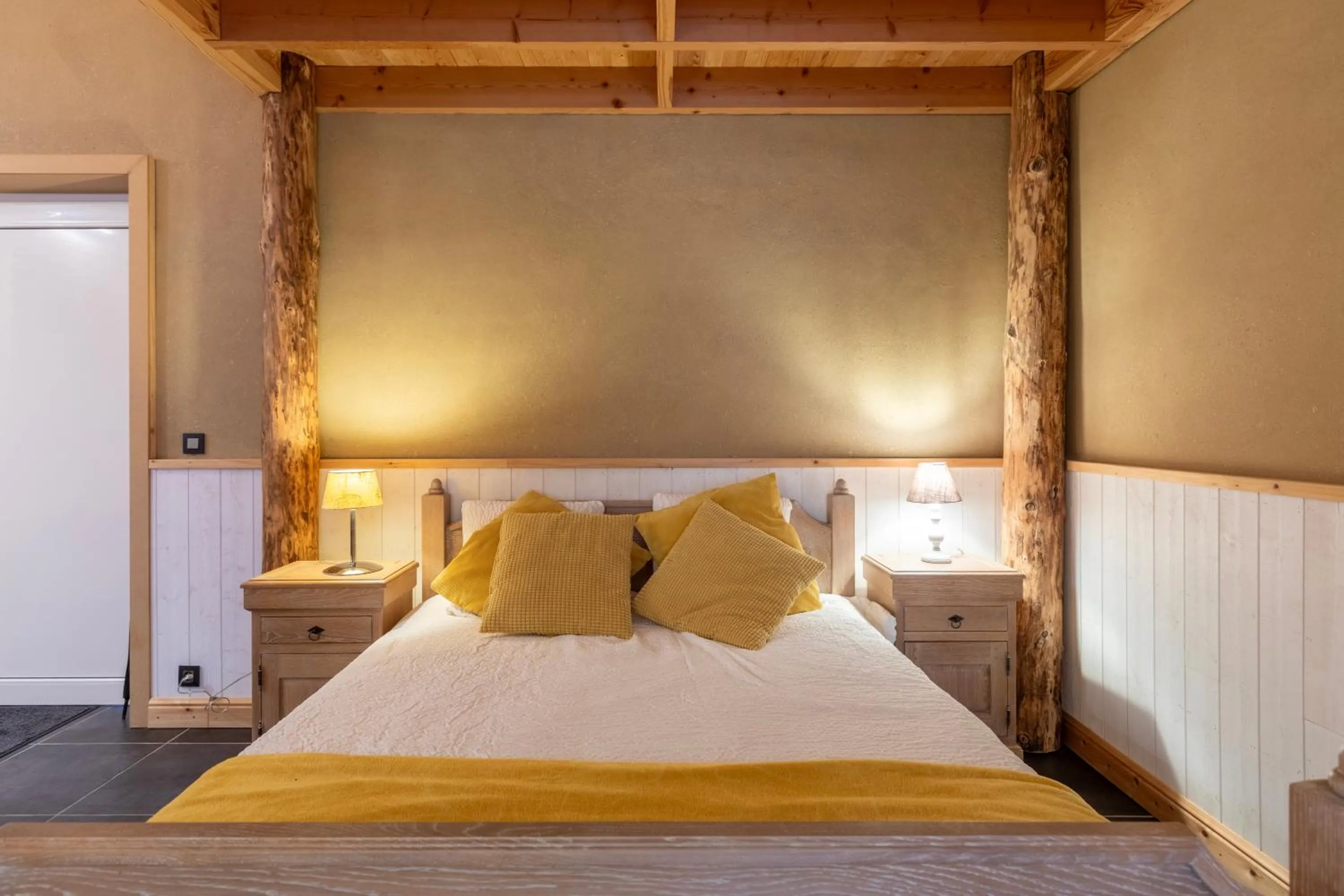 Bed in B&B De Leestjespolder