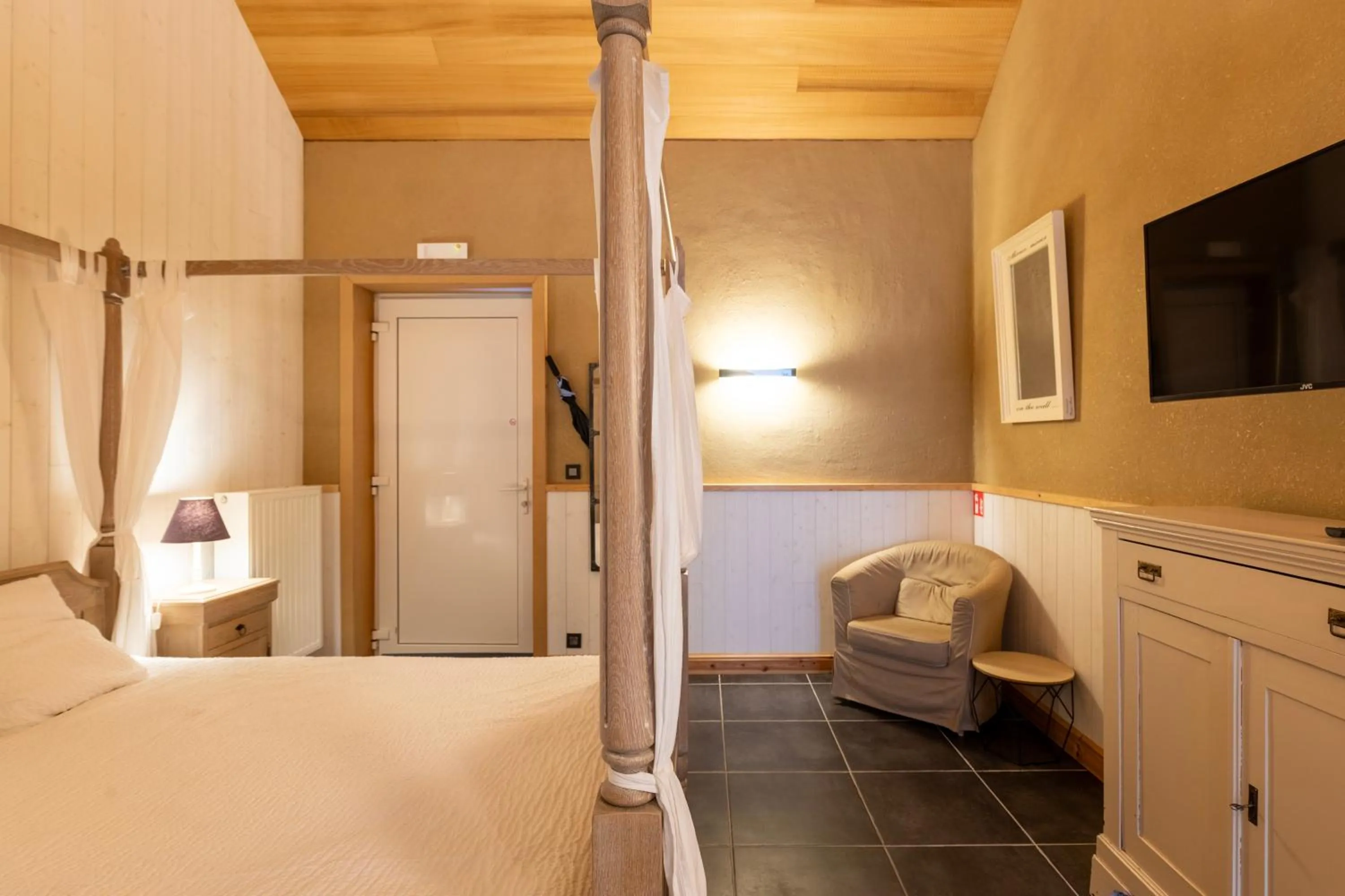 Bed in B&B De Leestjespolder