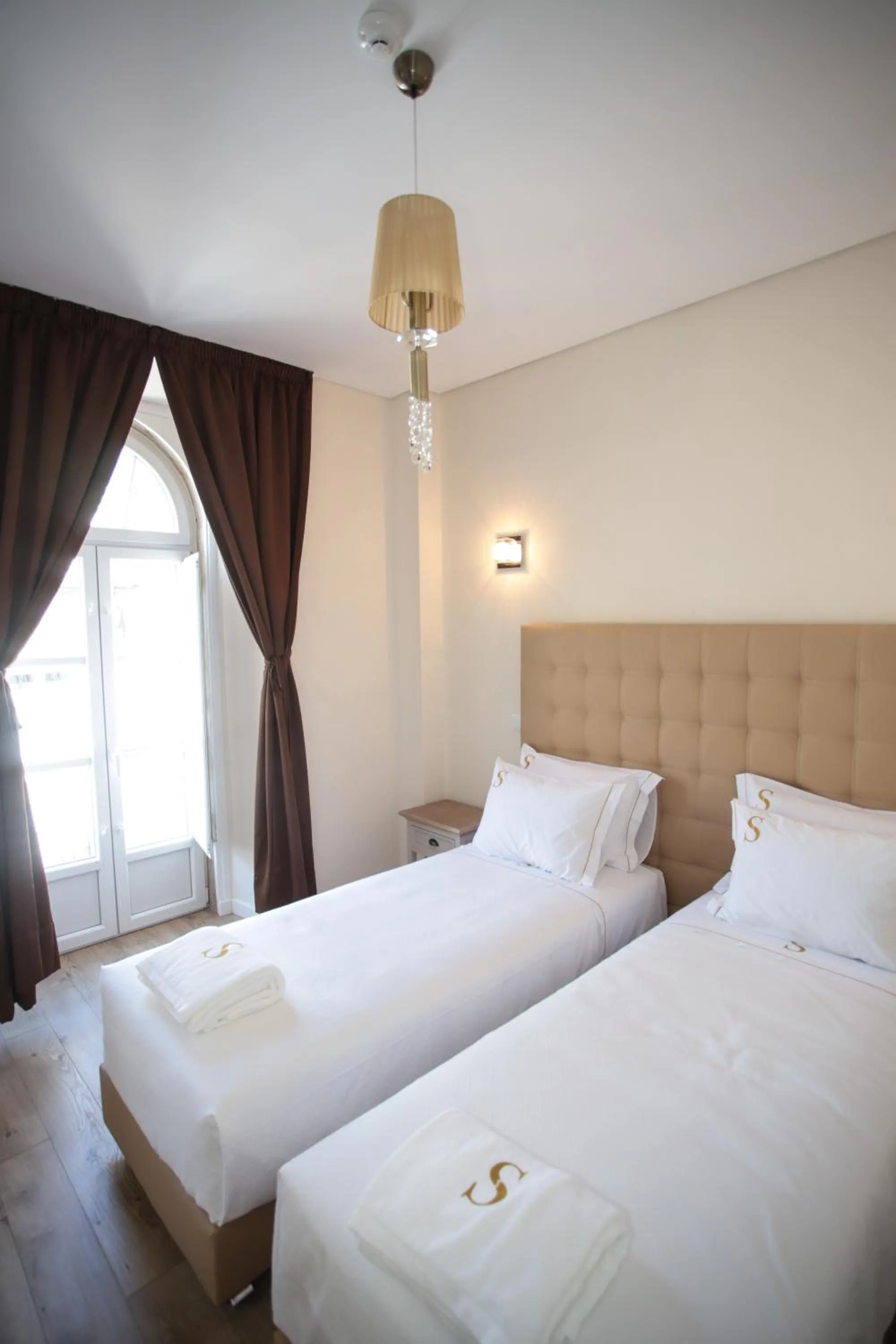 Bedroom, Bed in Suites Guest House