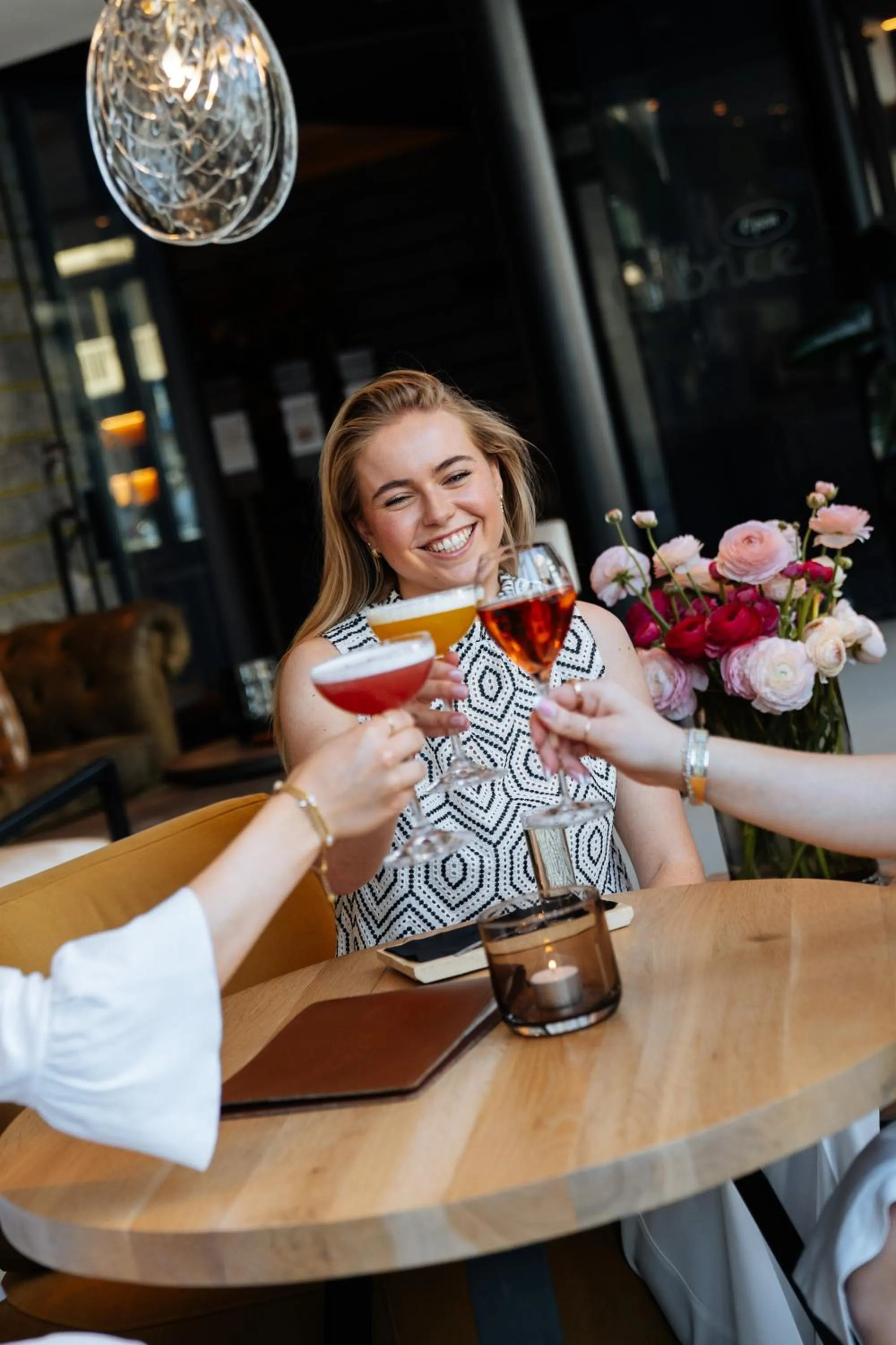 Lounge or bar in Cosmopolite Hotel Nieuwpoort-Bad