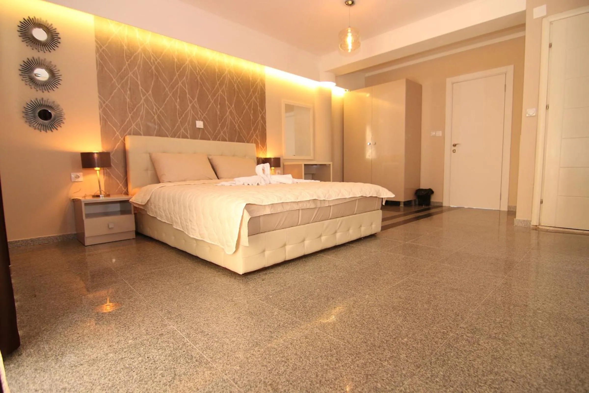 Deluxe Suite - single occupancy in Hotel Korzo