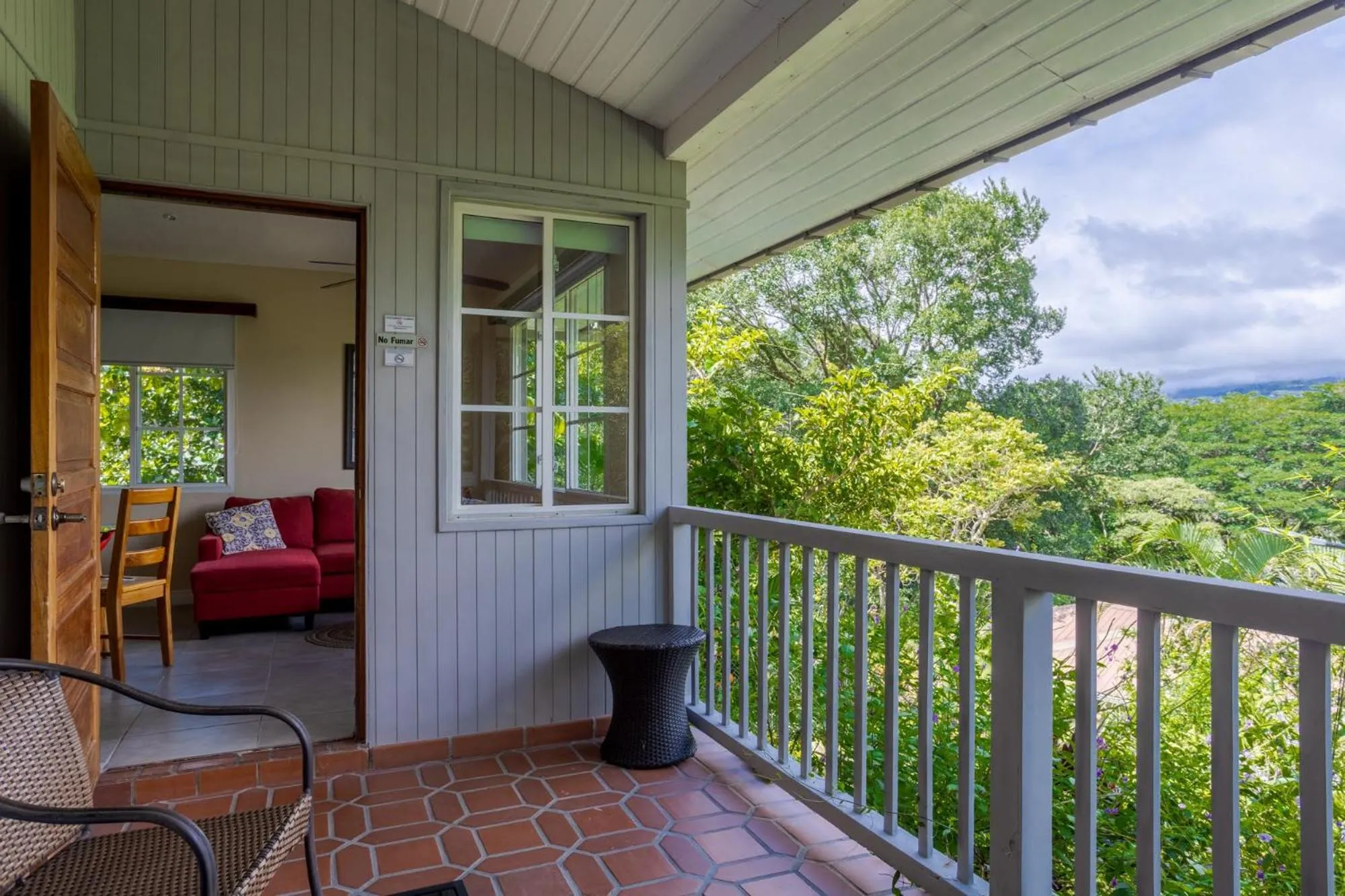 Balcony/Terrace in Coffee Estate Inn