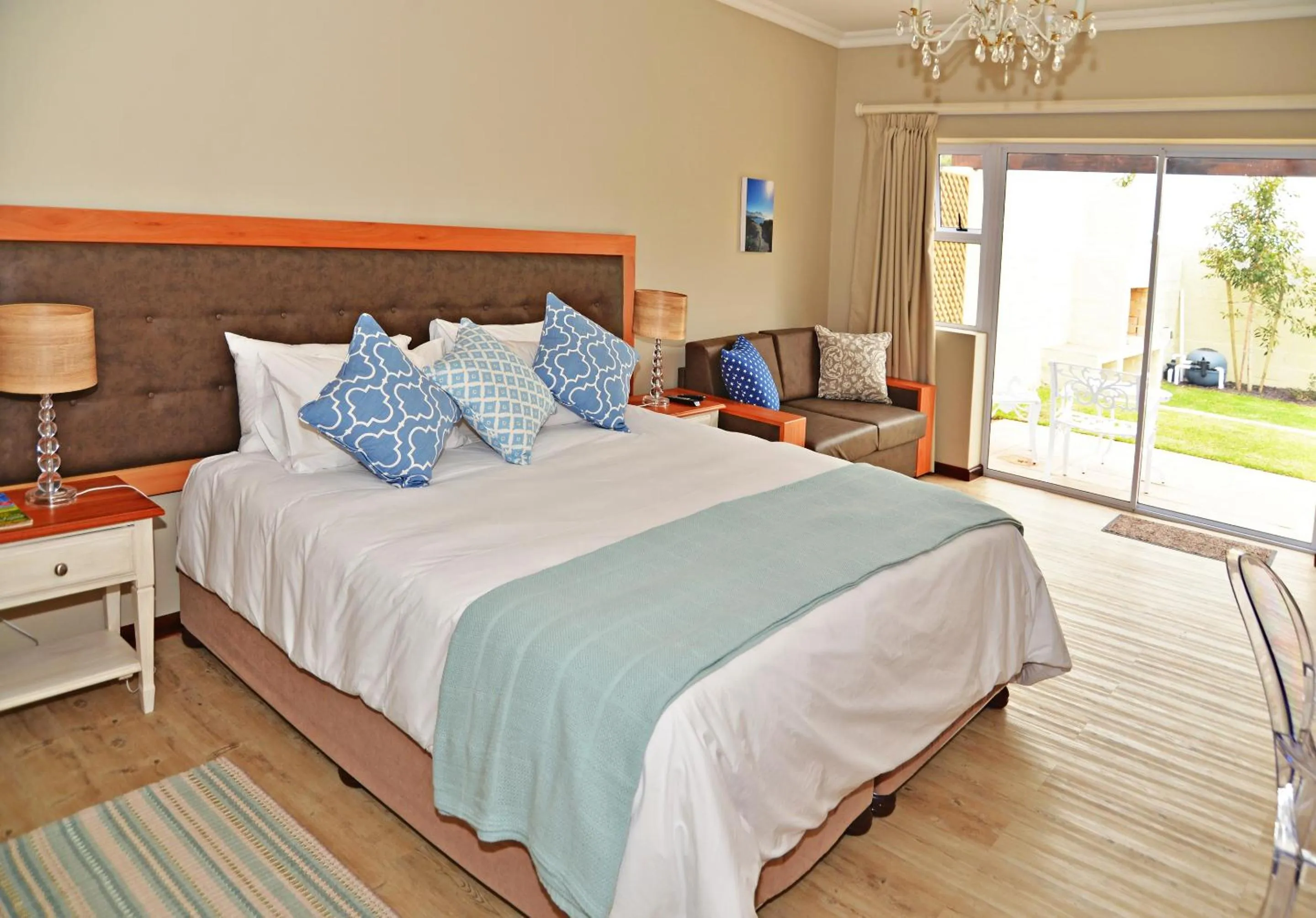 Balcony/Terrace, Bed in The Gables Hermanus