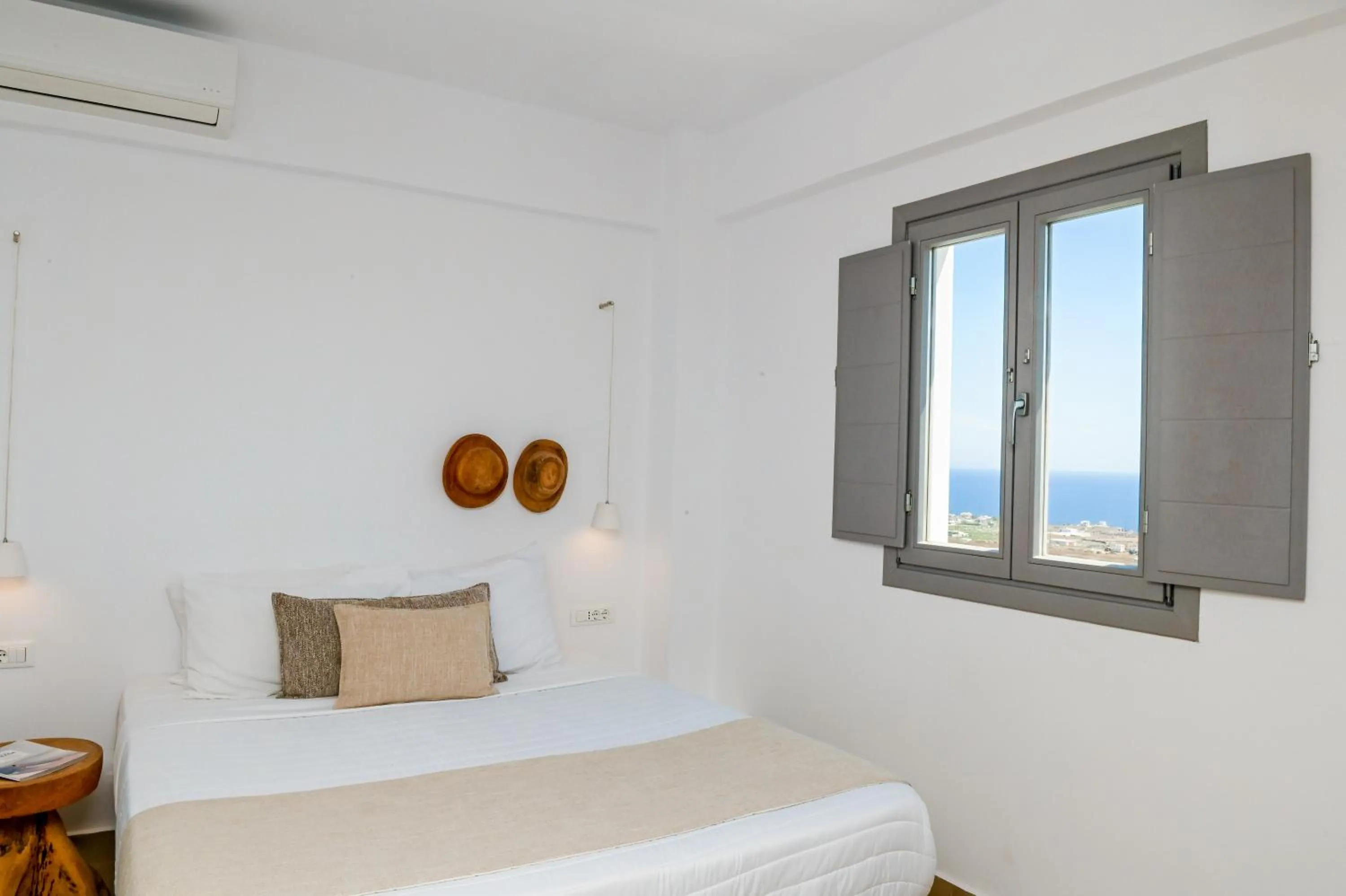 Bedroom, Bed in Saint Apostles Villas