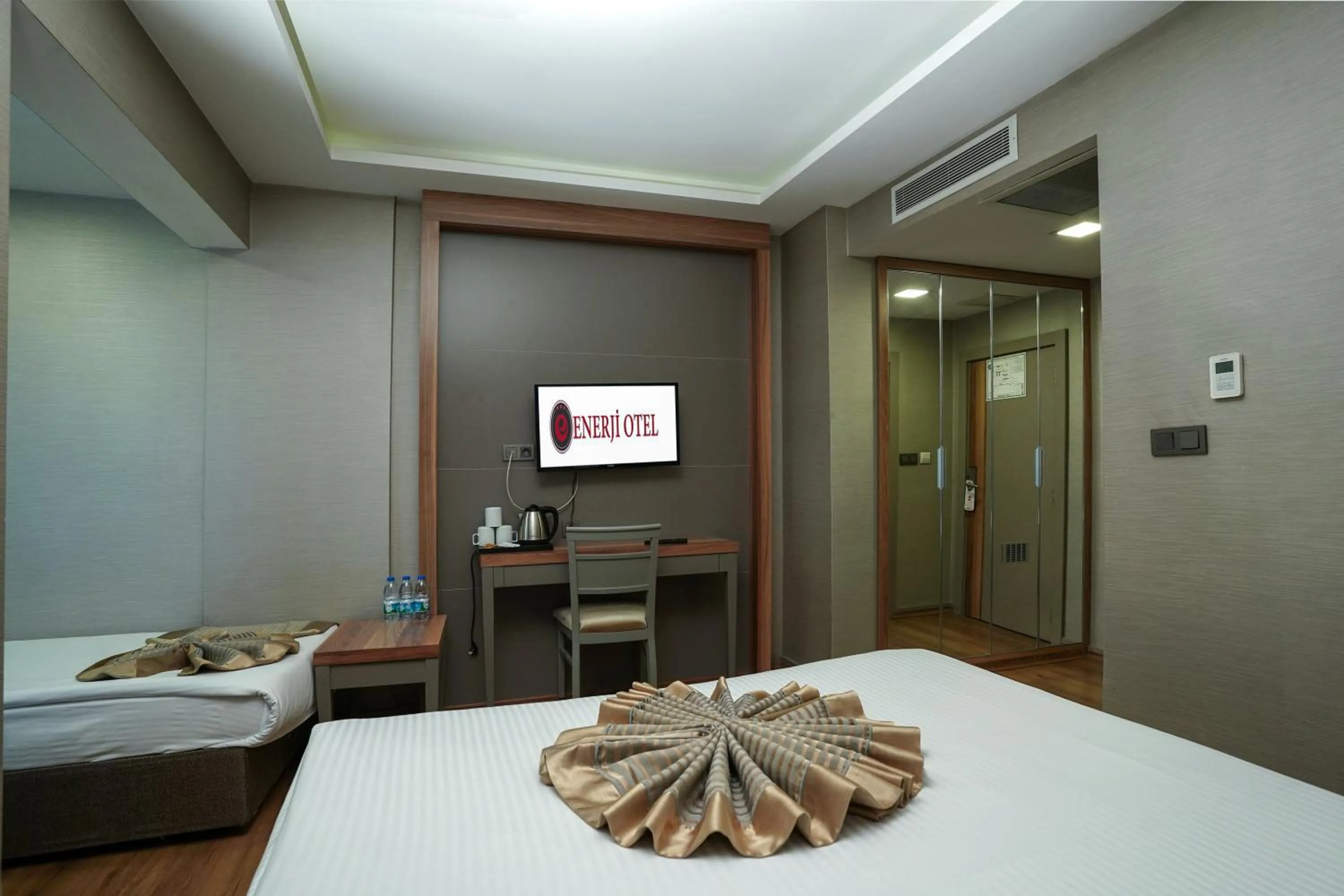 Bed in Enerji Otel