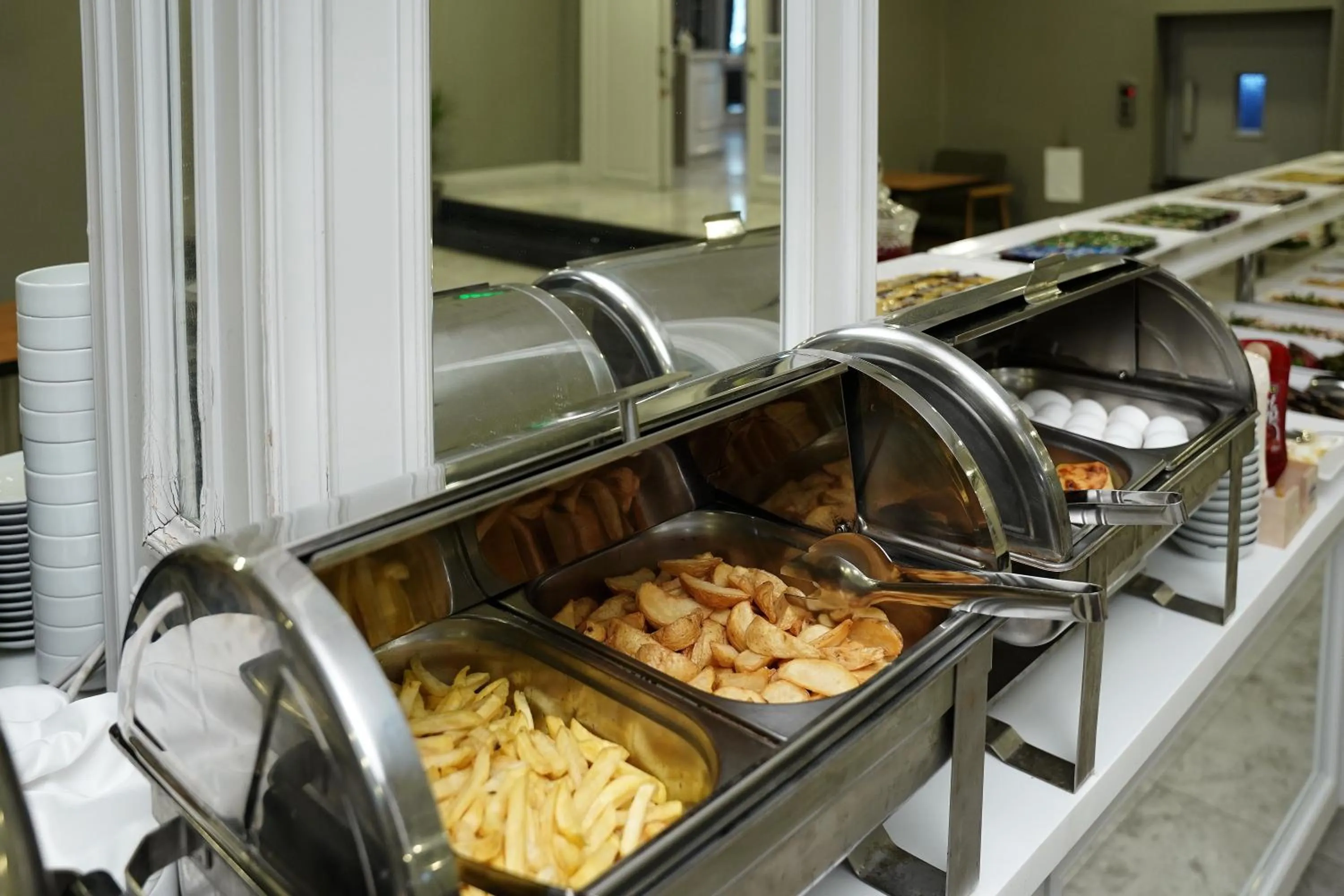 Buffet breakfast in Enerji Otel