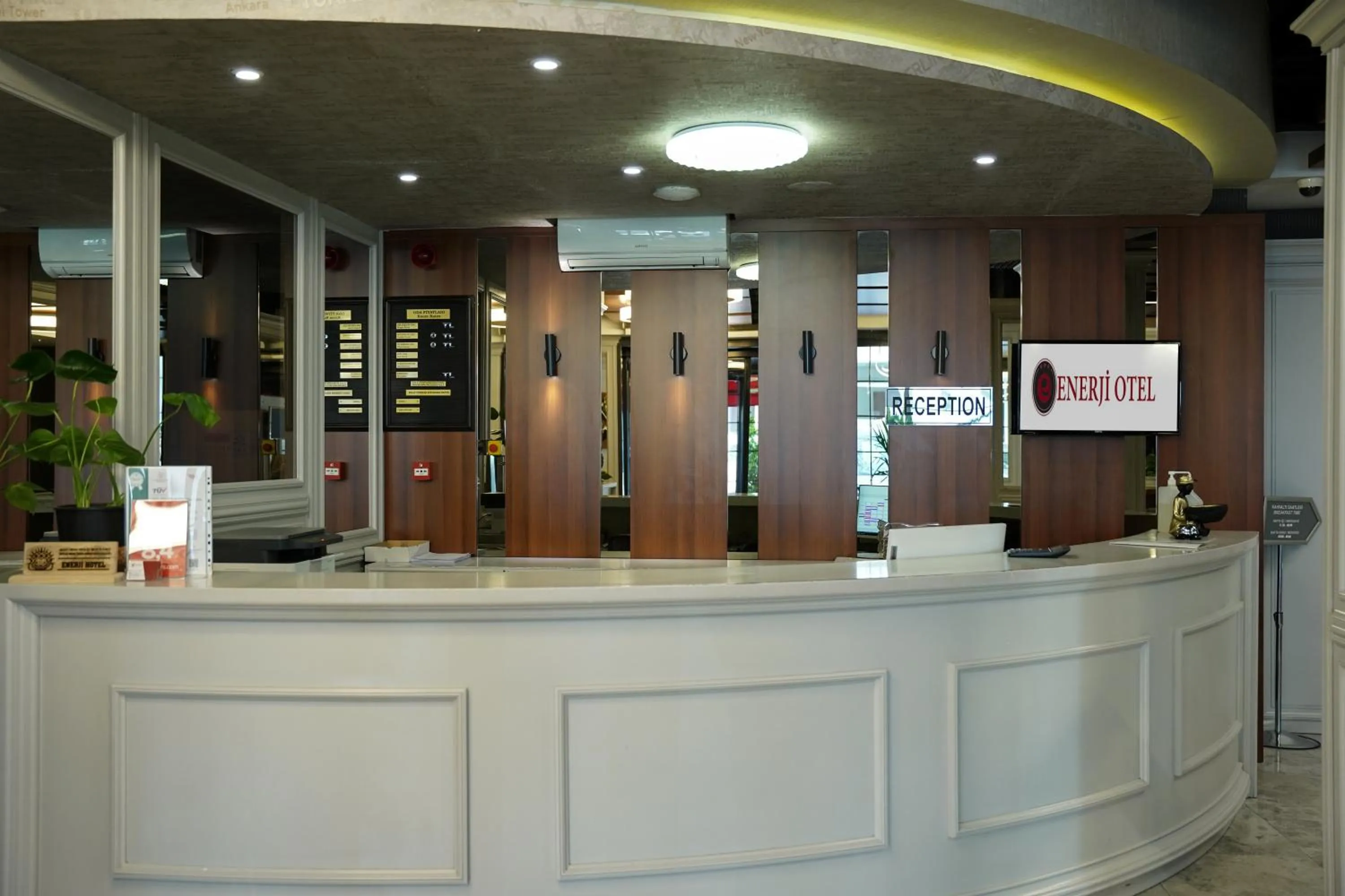 Lobby or reception in Enerji Otel