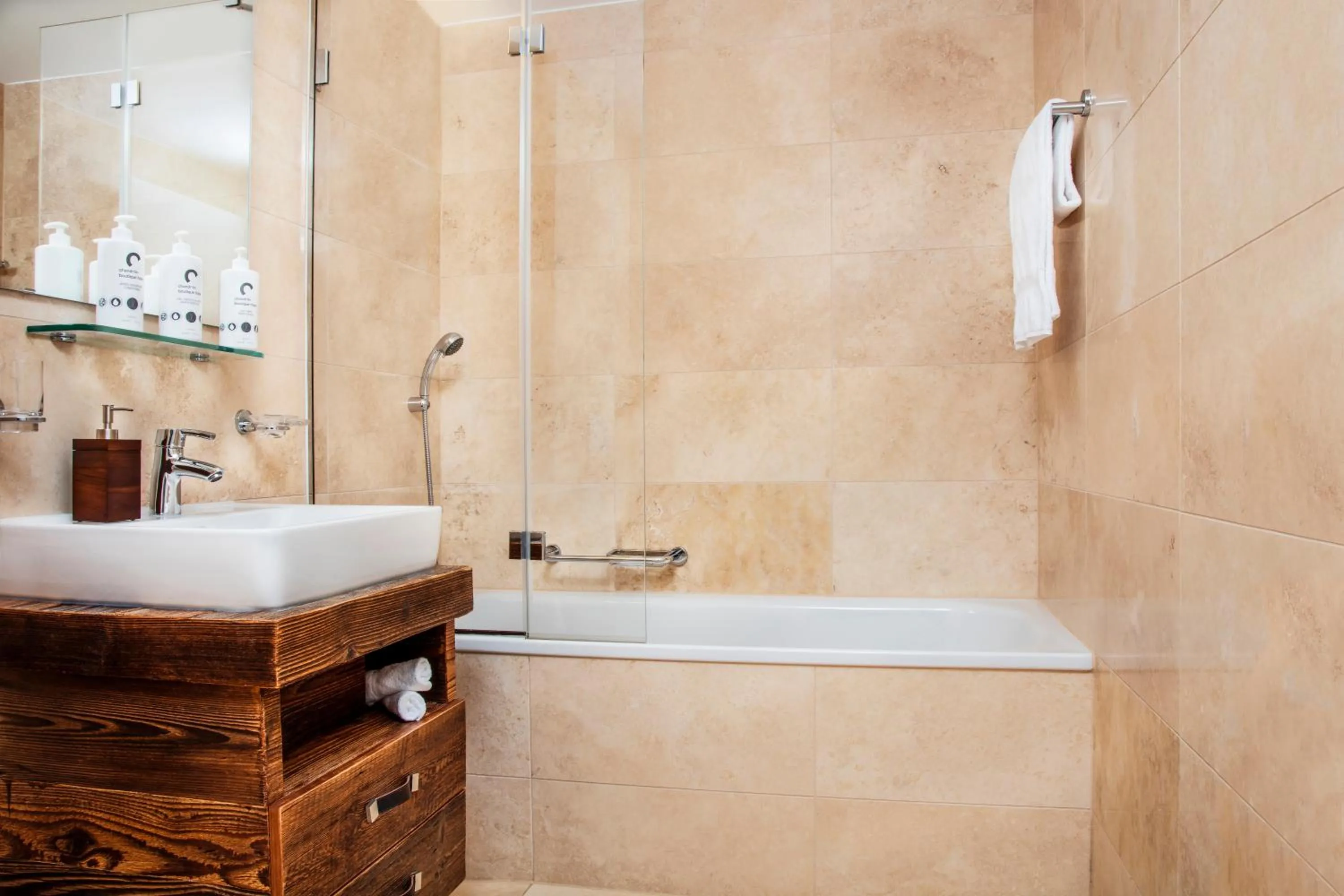 Bathroom in Chandolin Boutique Hotel