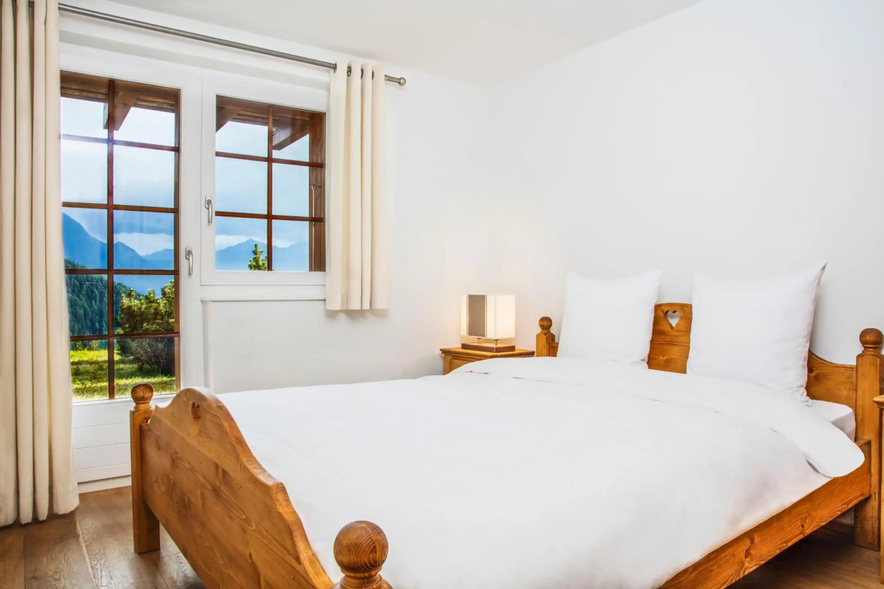 Three-Bedroom Apartment in Chandolin Boutique Hotel Three-Bedroom Apartment in Chandolin Boutique Hotel