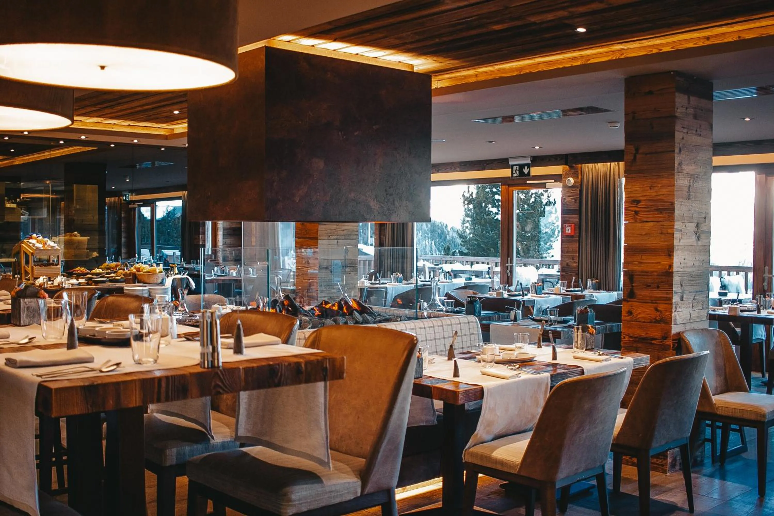 Restaurant/places to eat in Chandolin Boutique Hotel