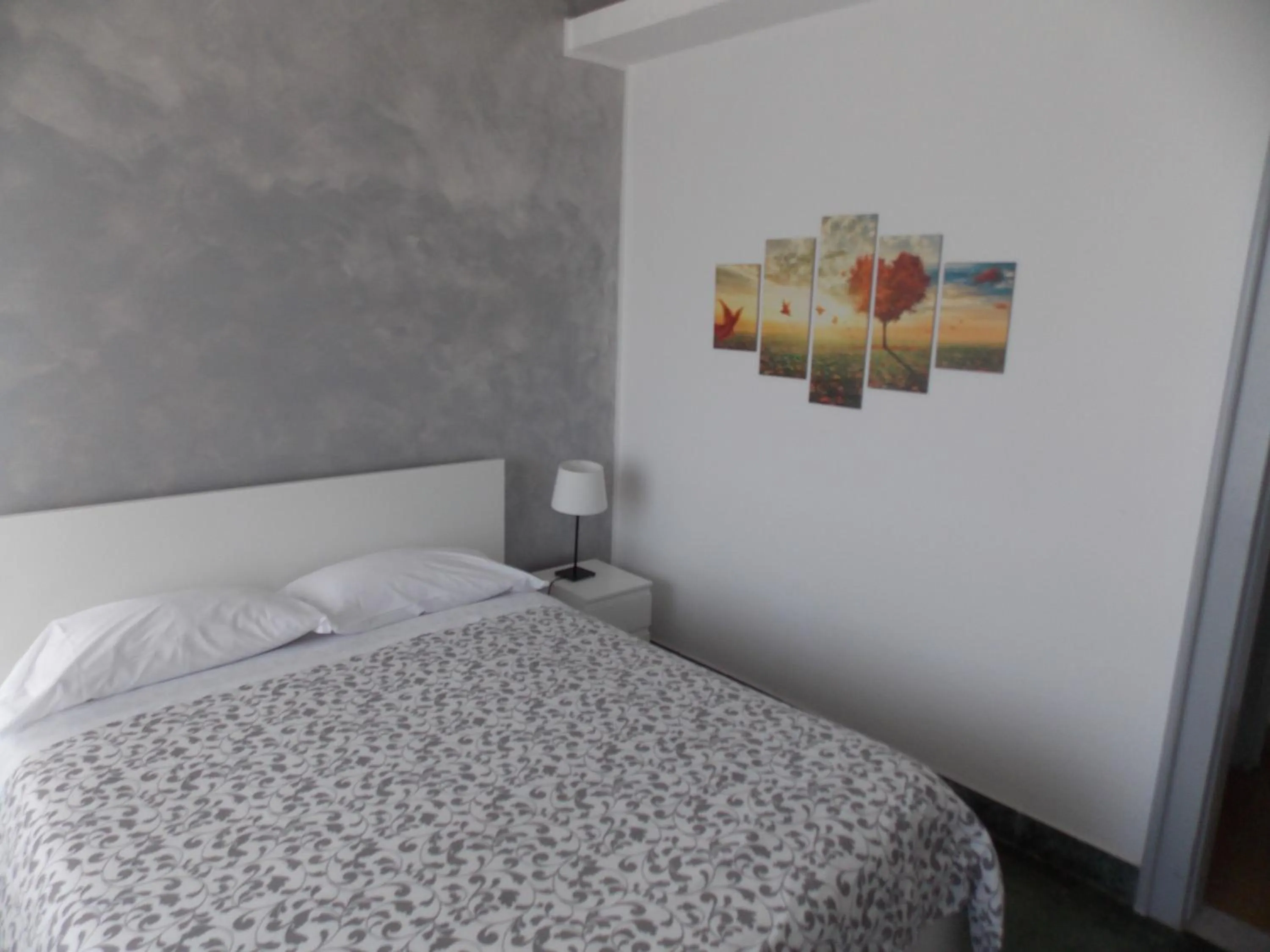 Bedroom, Bed in Central House