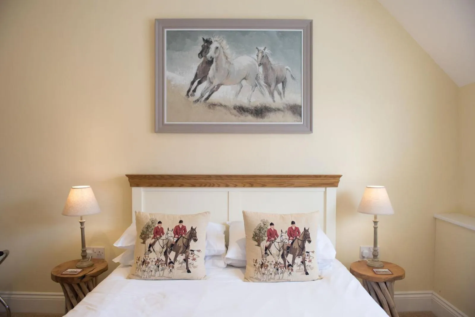 Bed in The Lodge at Broadway