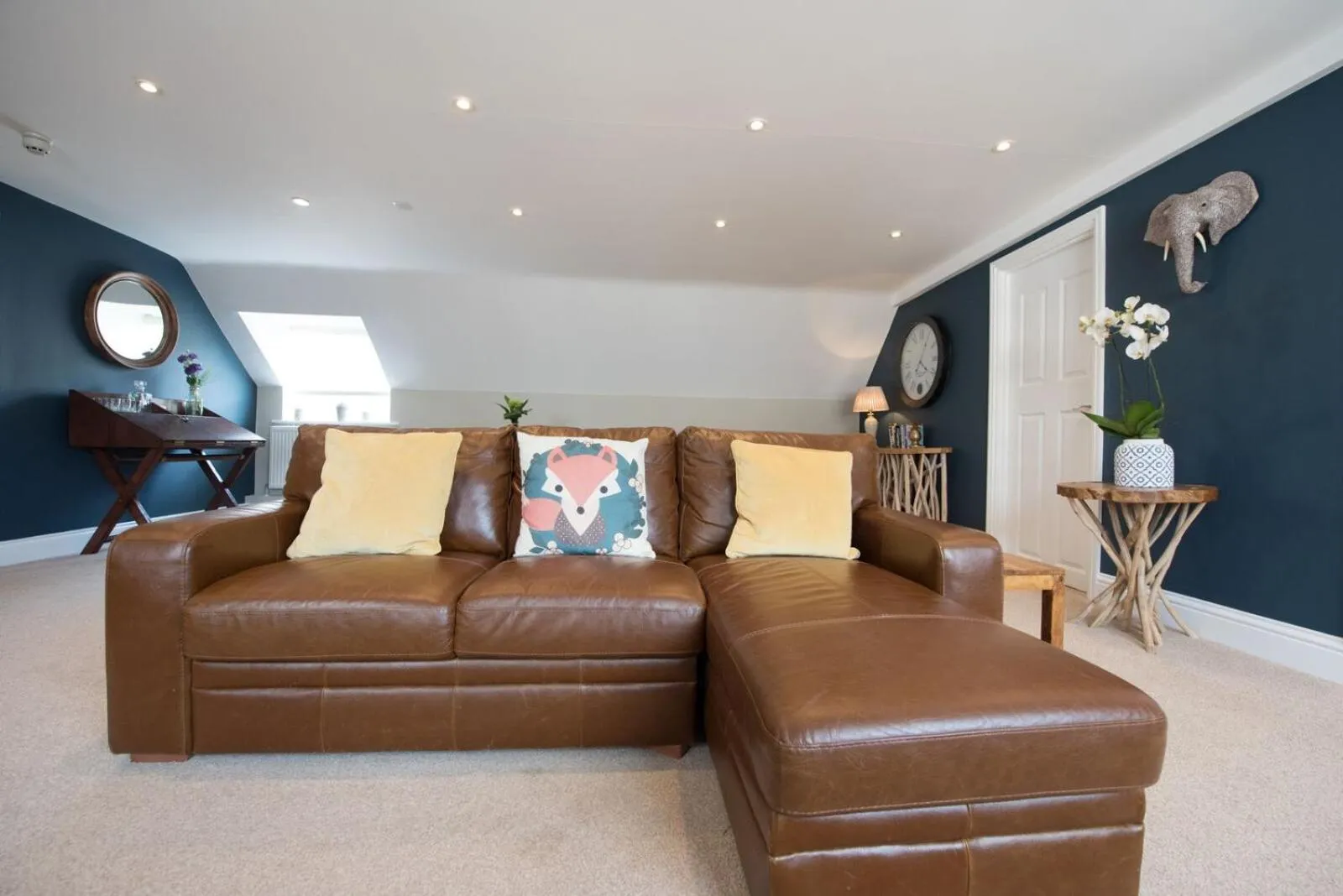 The Lodge at Broadway