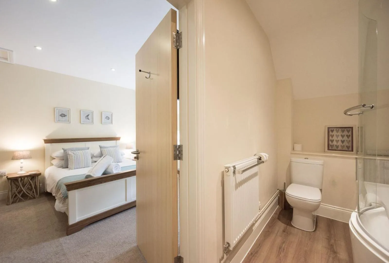 Bed in The Lodge at Broadway