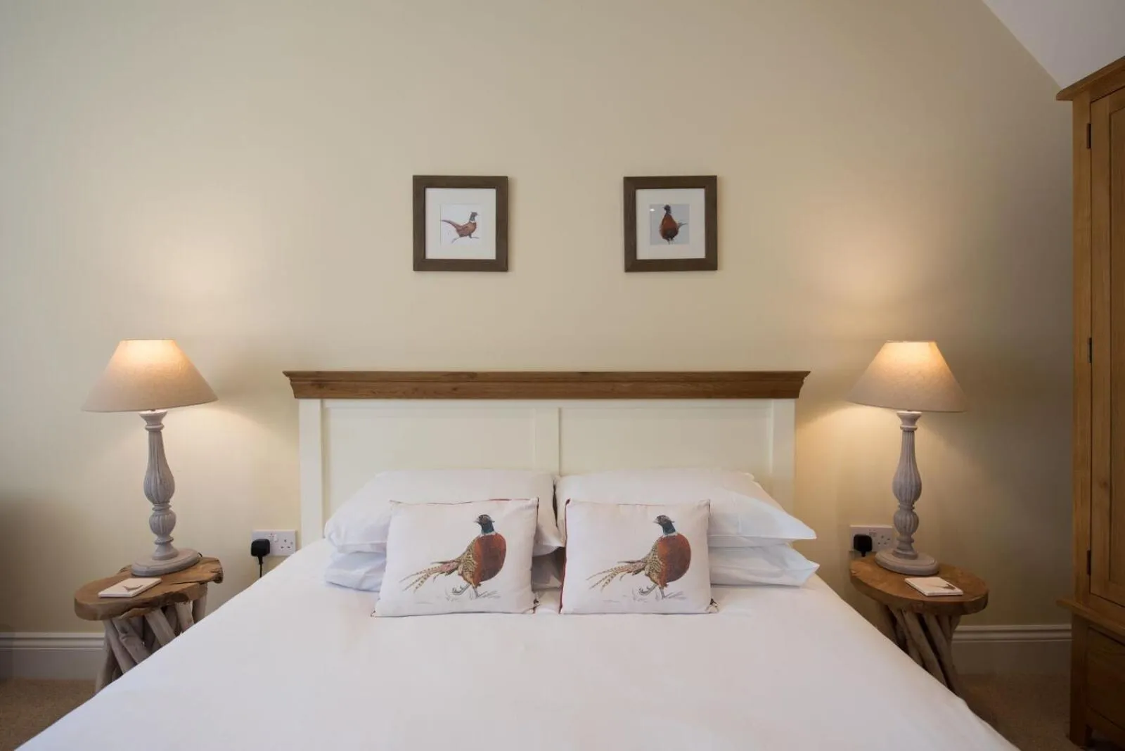 Bed in The Lodge at Broadway