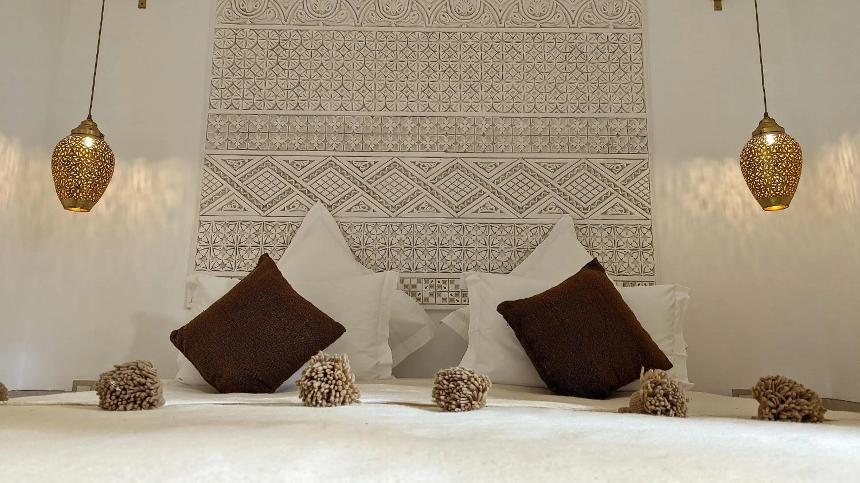 Decorative detail, Bed in Riad Jardin Des Sens & Spa