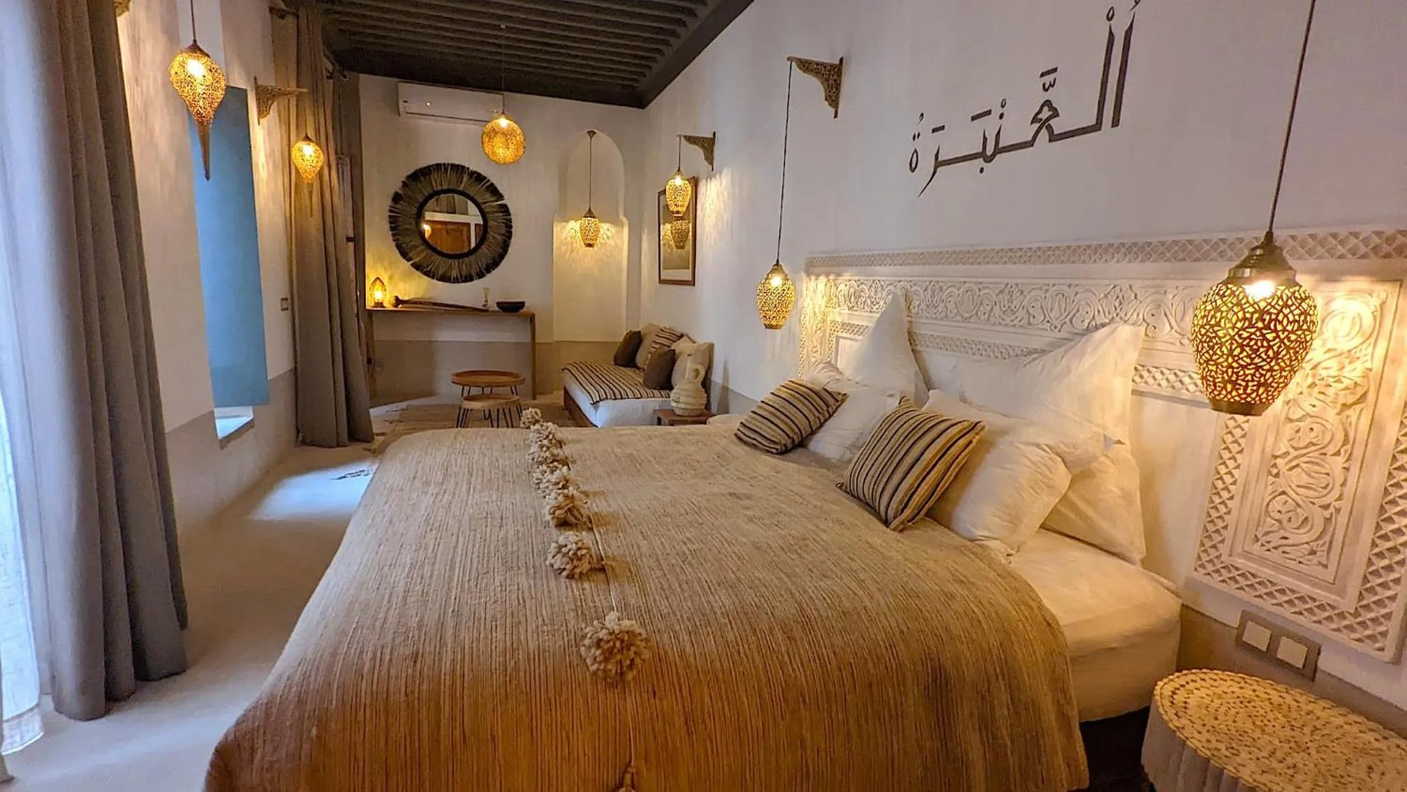 Photo of the whole room, Bed in Riad Jardin Des Sens & Spa