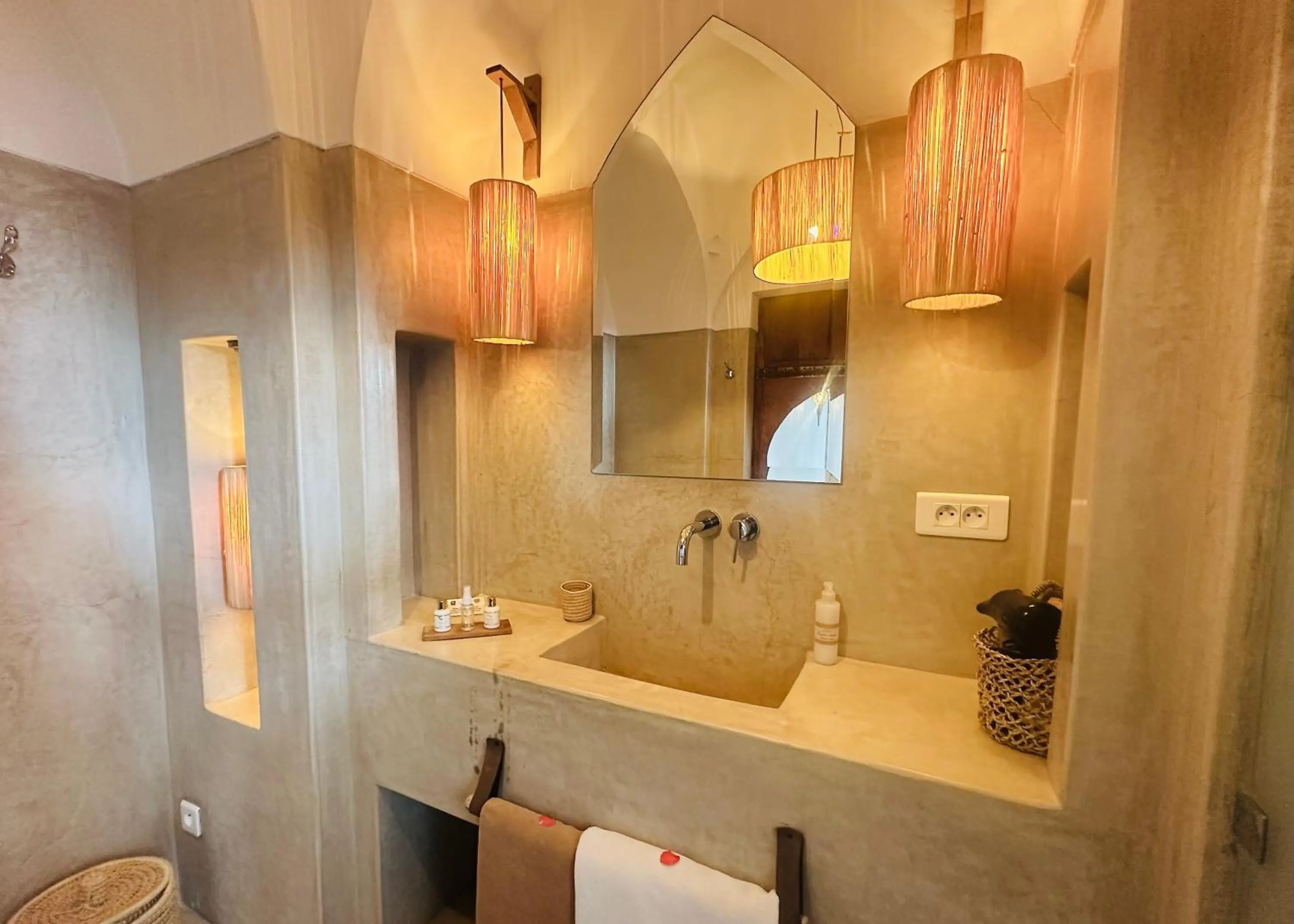 Bathroom in Riad Jardin Des Sens & Spa