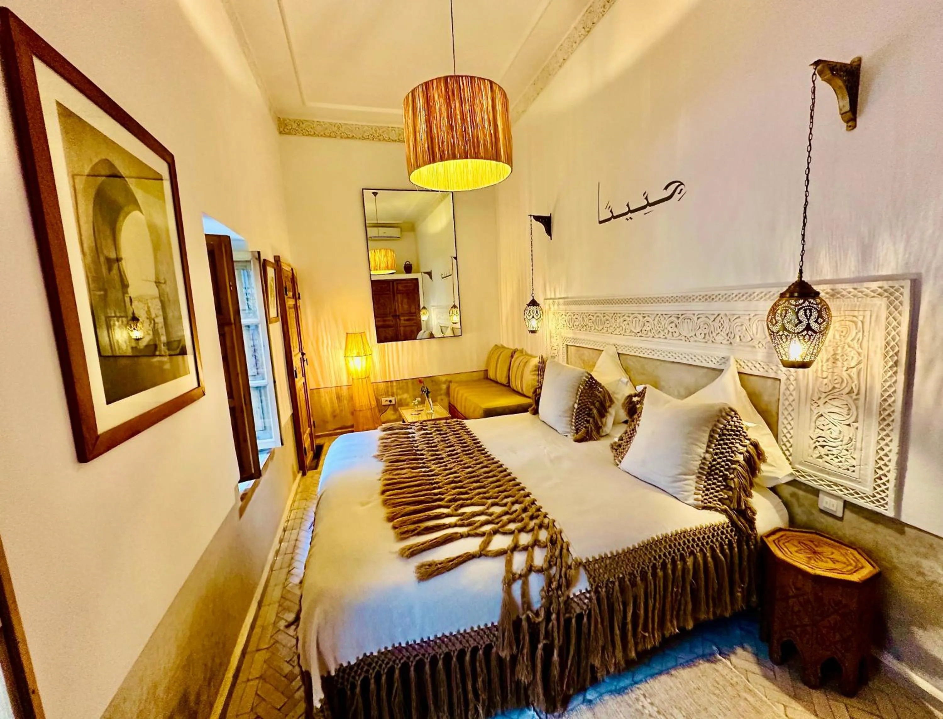 Photo of the whole room, Bed in Riad Jardin Des Sens & Spa