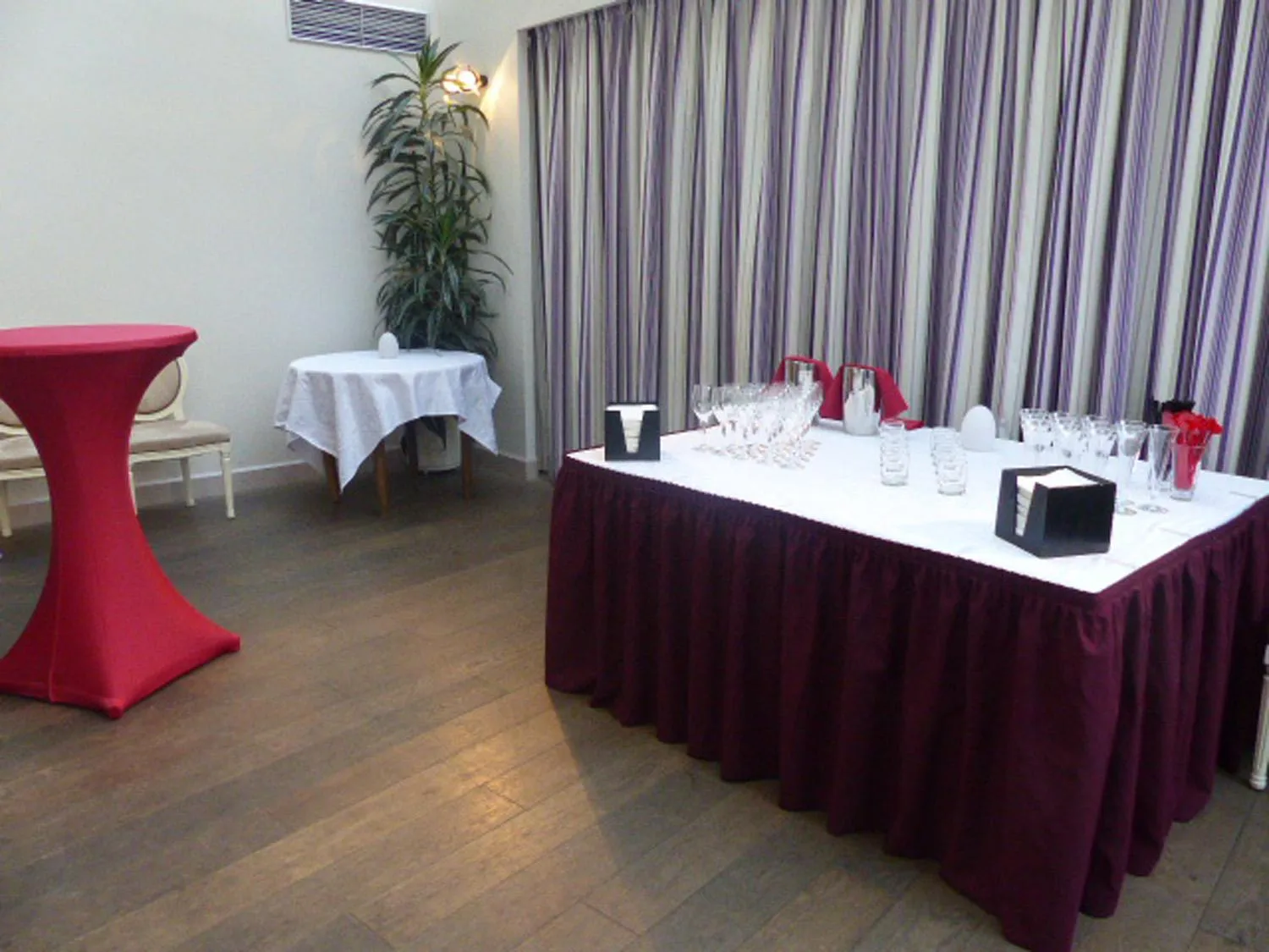 Restaurant/places to eat in Logis Hôtel Restaurant Le Fruitier