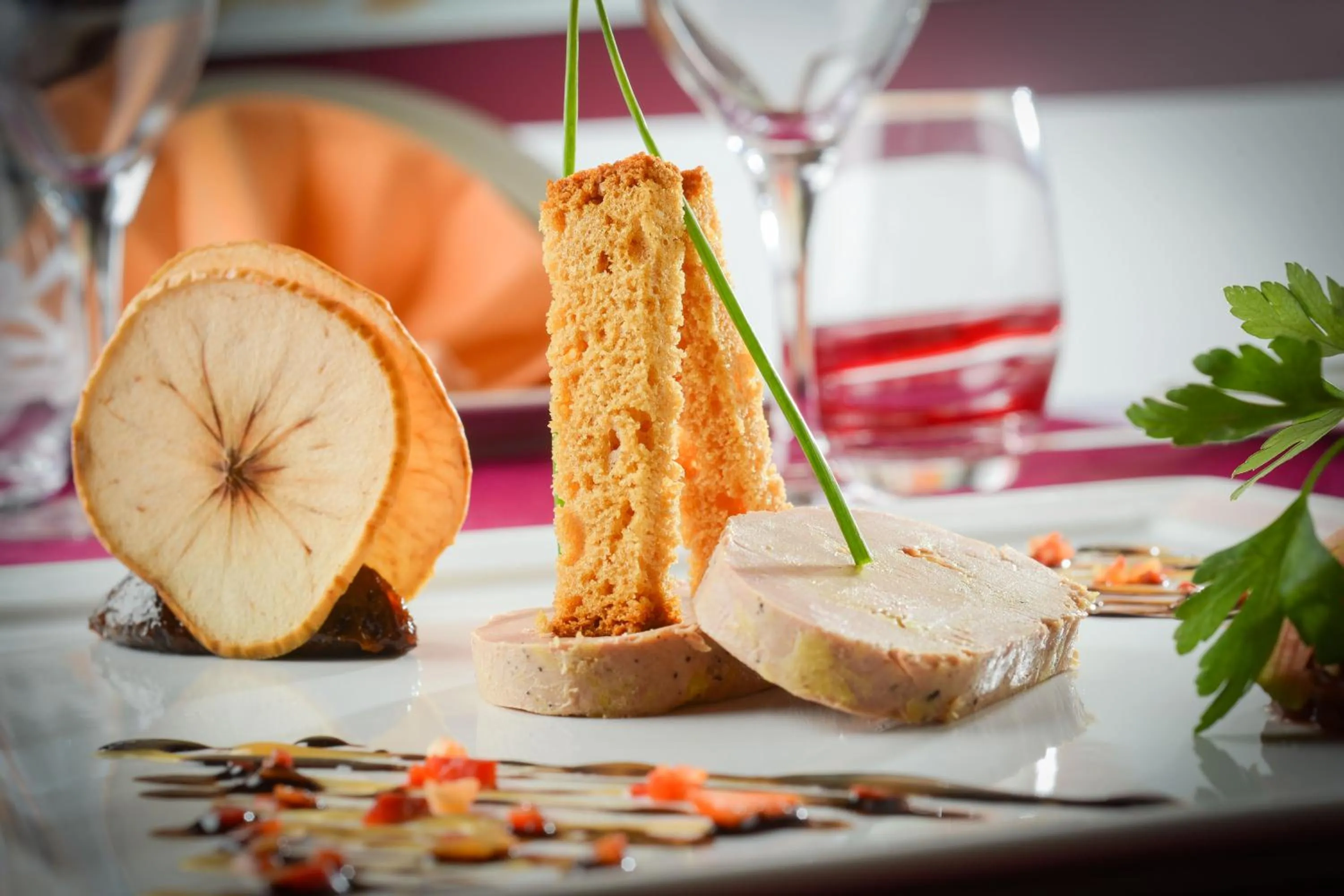 Restaurant/places to eat in Logis Hôtel Restaurant Le Fruitier