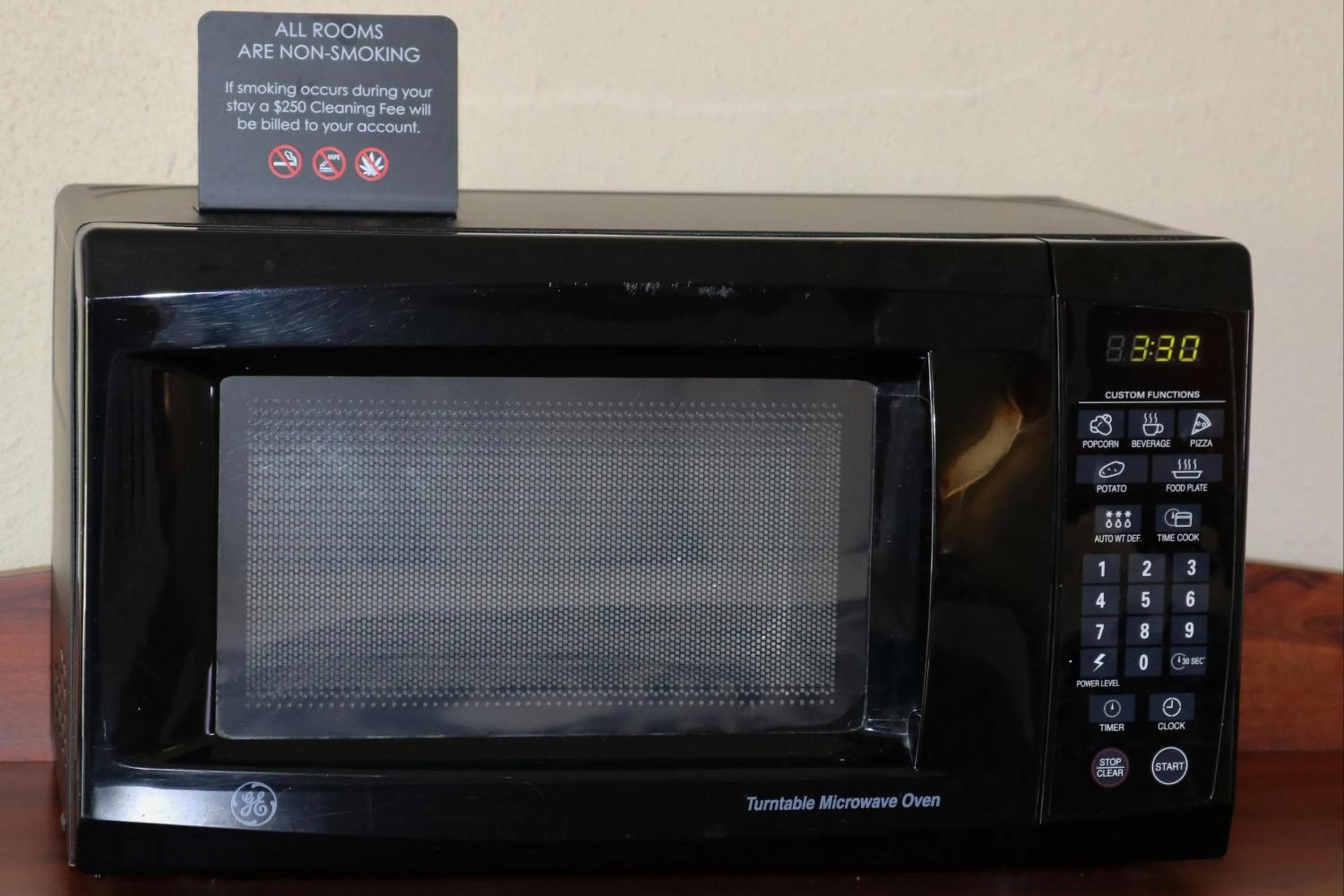 microwave in Magic Key - Near Disney