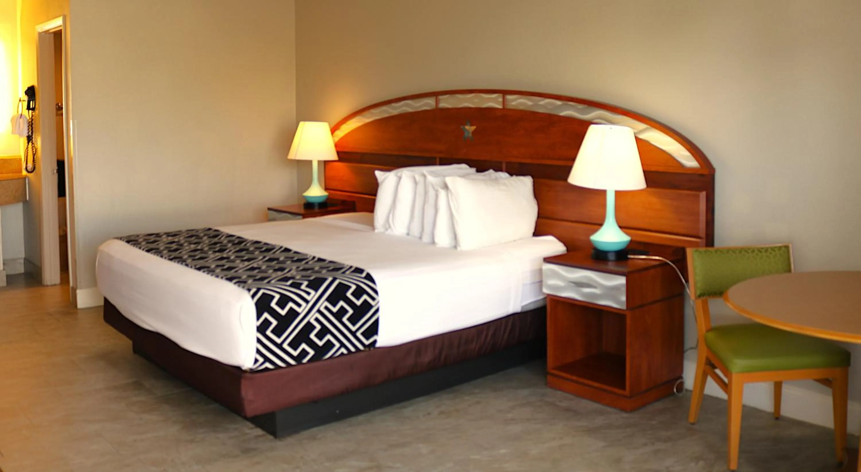 Bed in Magic Key - Near Disney