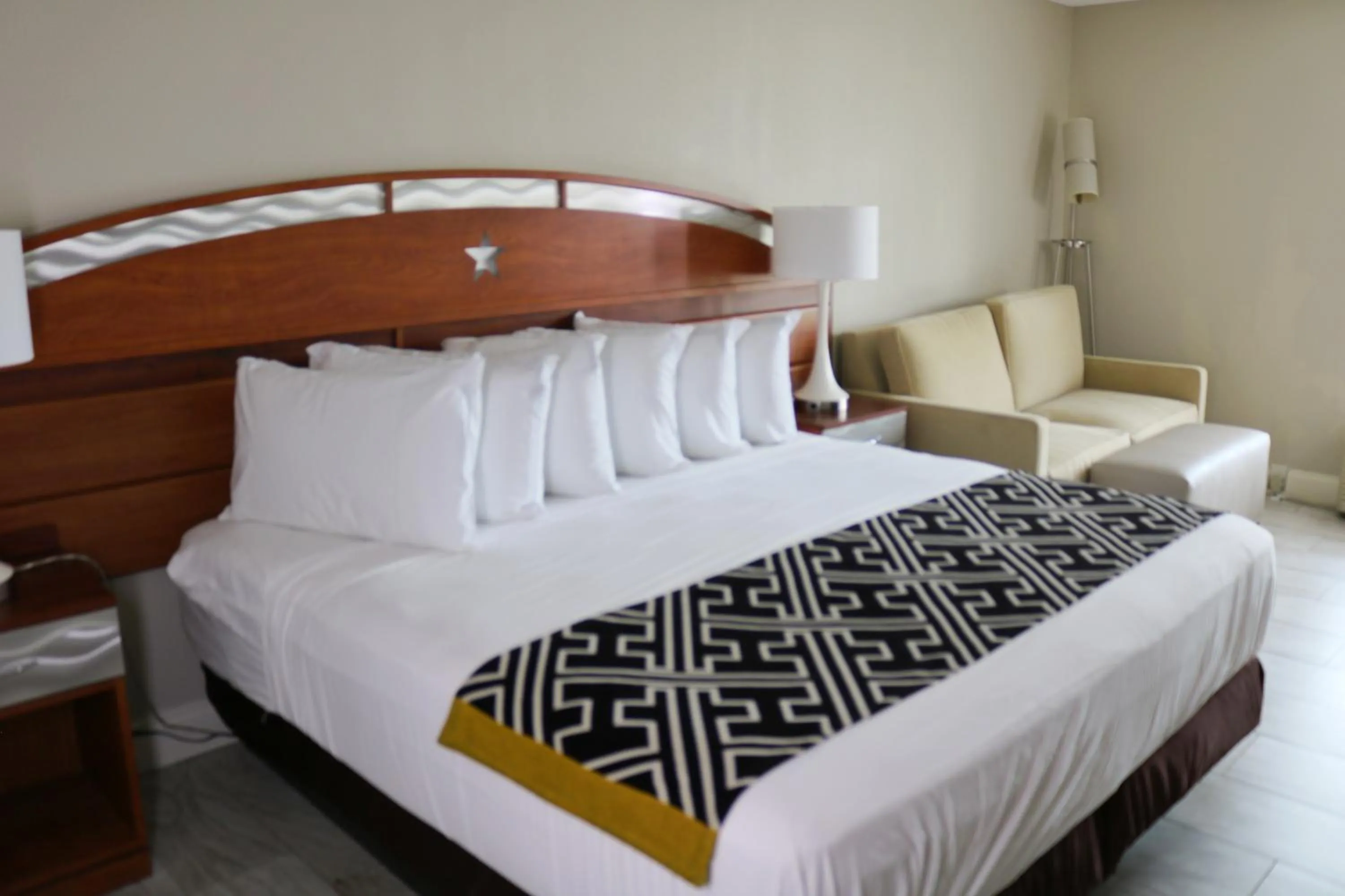 Bed in Magic Key - Near Disney