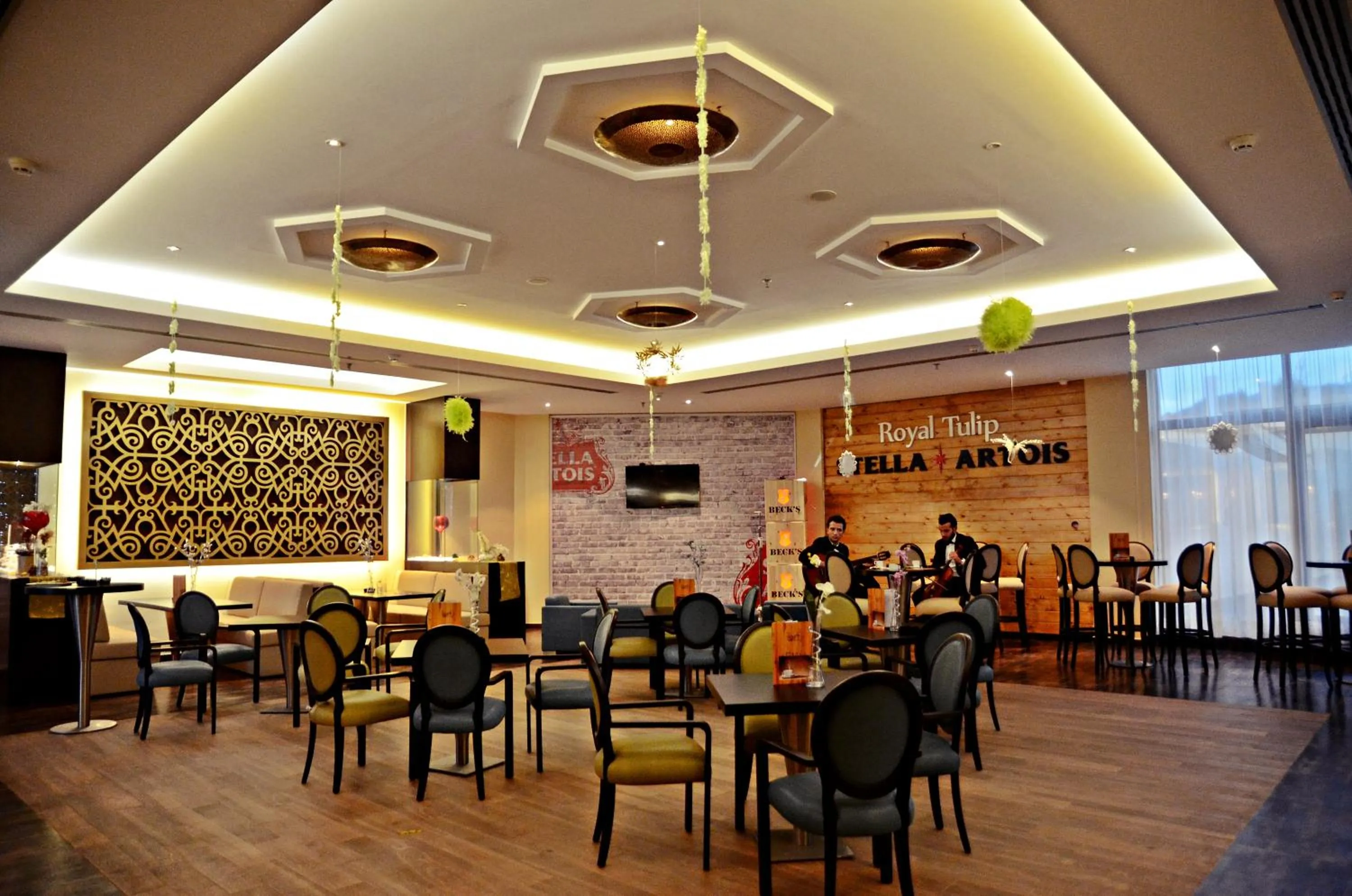 Restaurant/places to eat in Royal Tulip Skikda