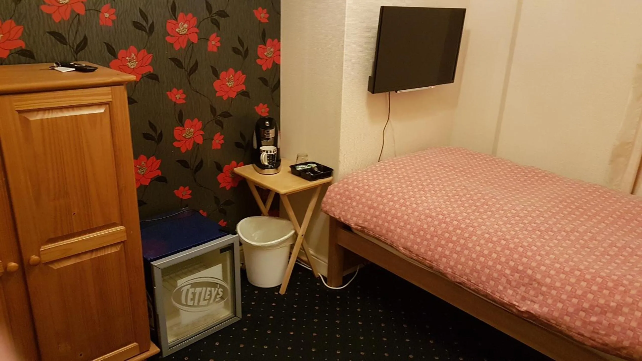 Bed in Abinger Guest House