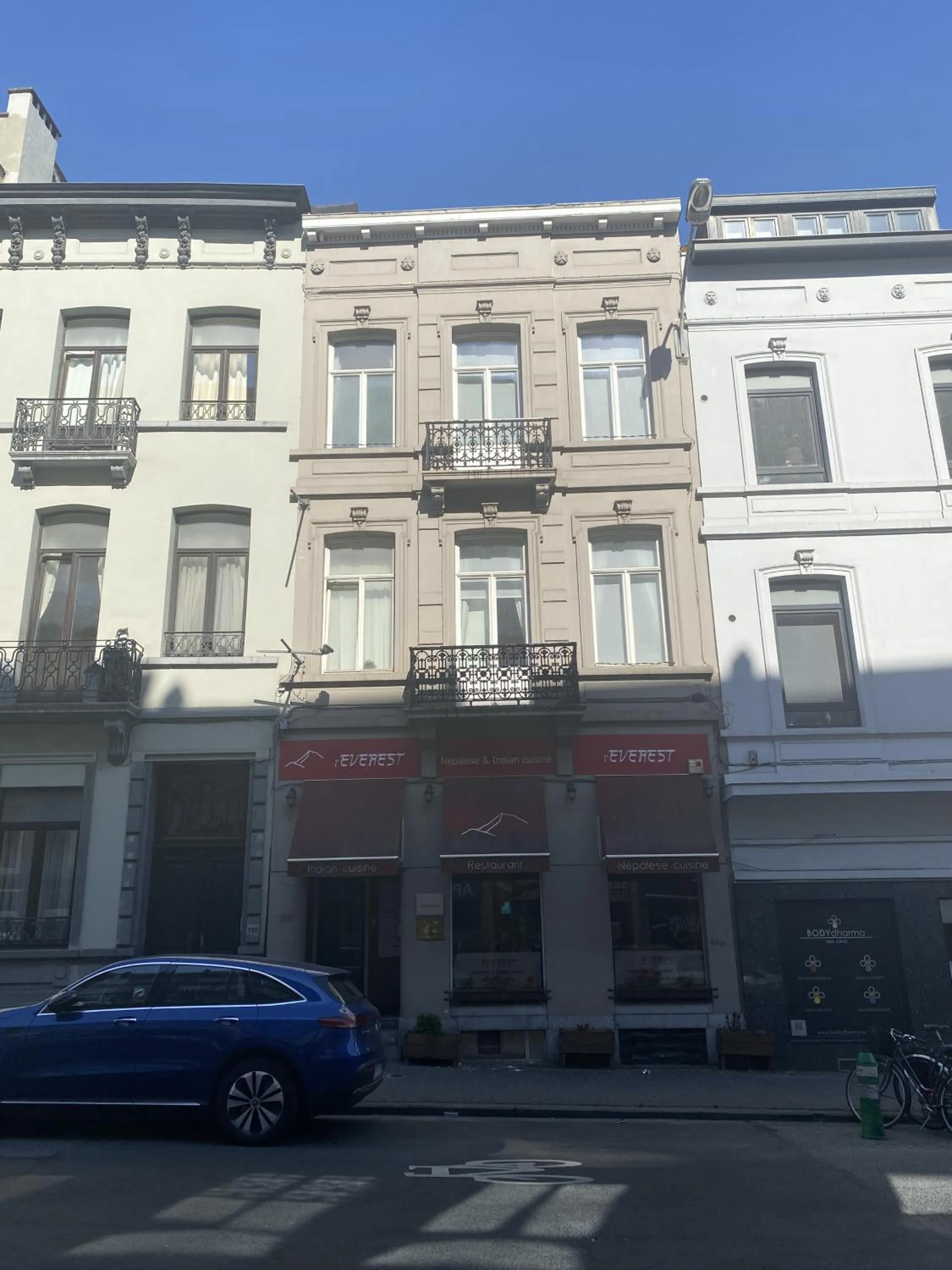 Property building in Hooome