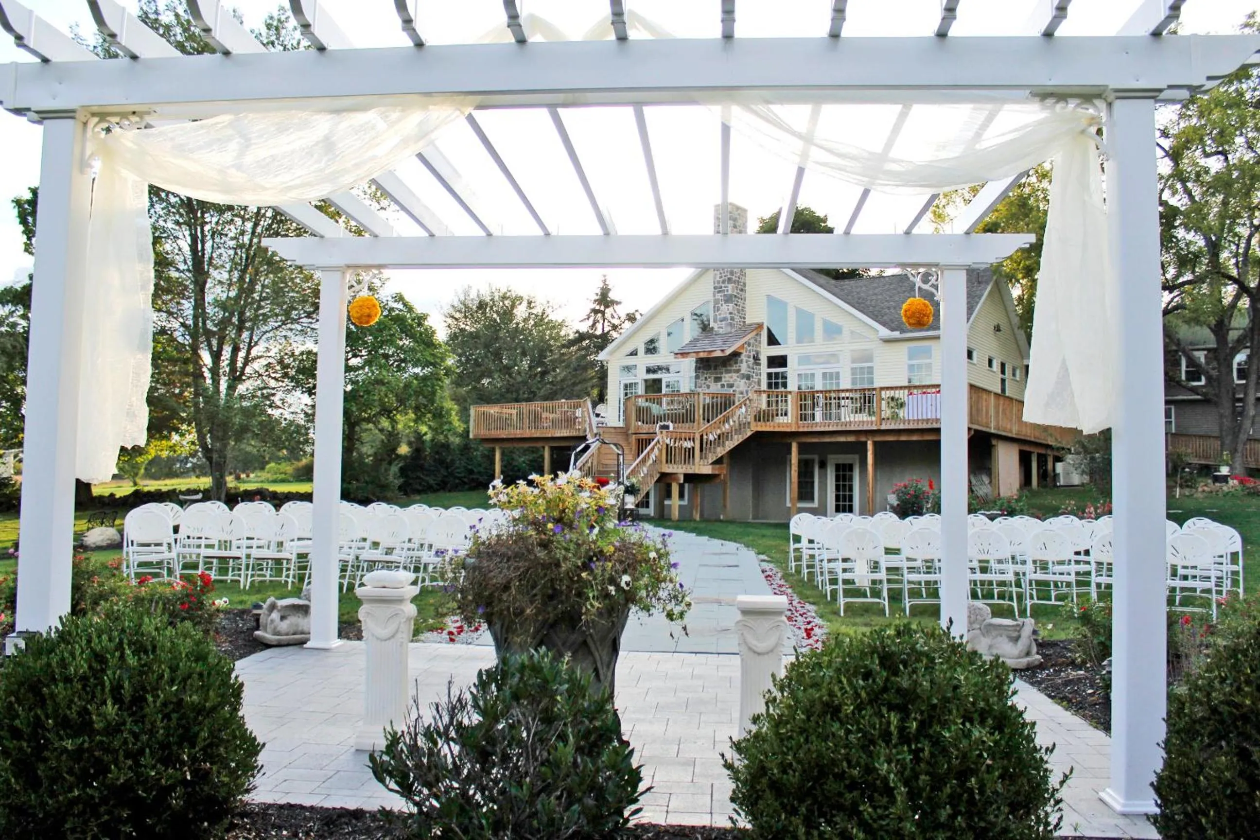 Garden in Gettysburg Battlefield Bed & Breakfast Inn