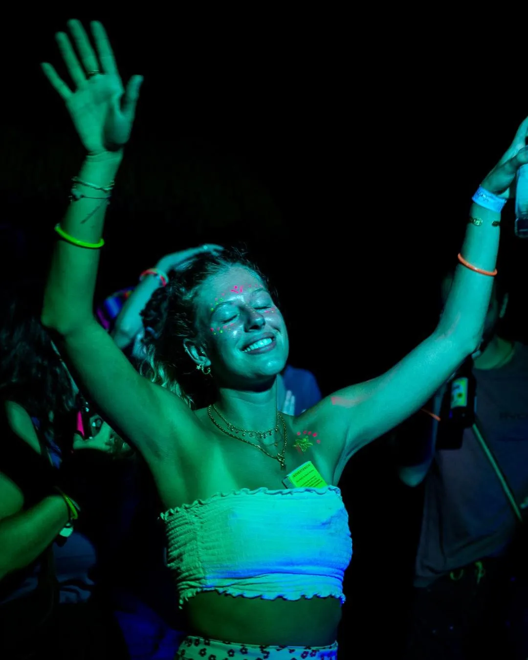 People in The Yak Lake House - Hostal Bacalar